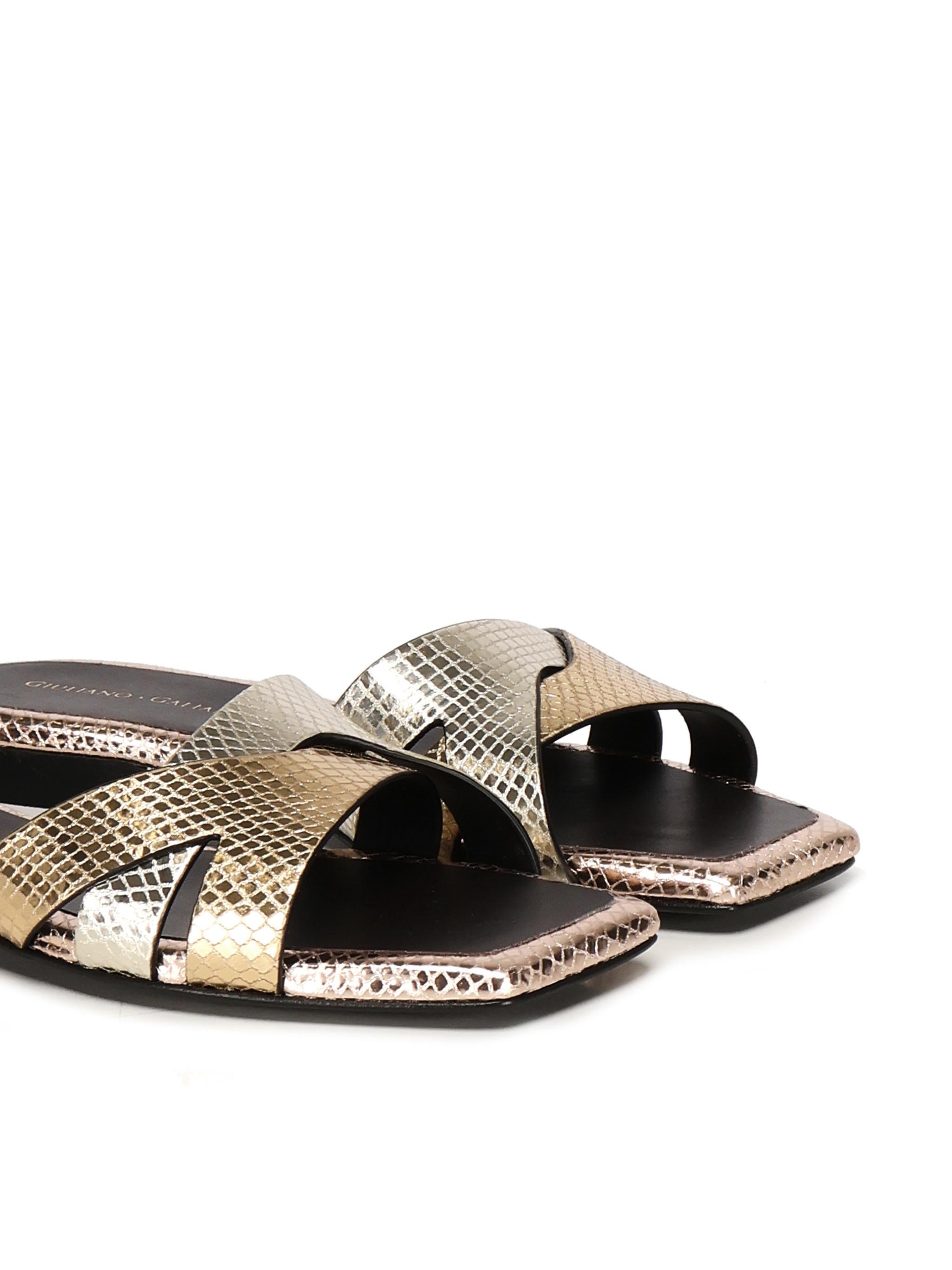Sandali piatti Miryam<BR/> MIRYAM PLATINO GIULIANO GALIANO