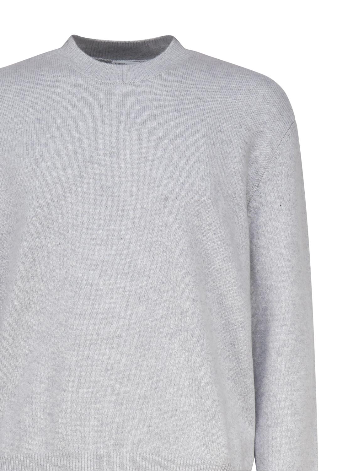 Maglia in cashmere con toppe in pelle intrecciata 772376 V2MM01180 BOTTEGA VENETA
