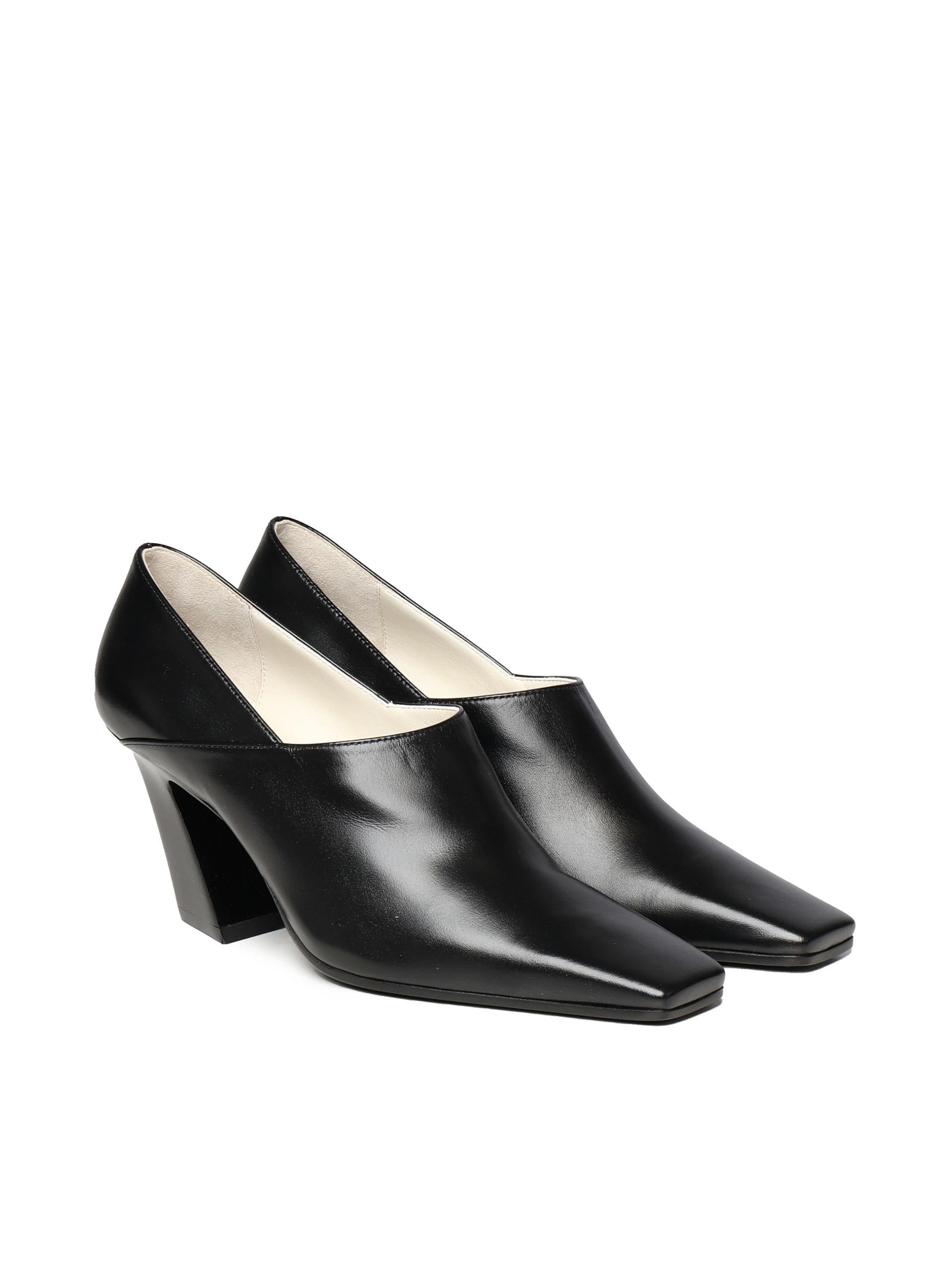 Pump Lewis 806723 V4Q501000 BOTTEGA VENETA