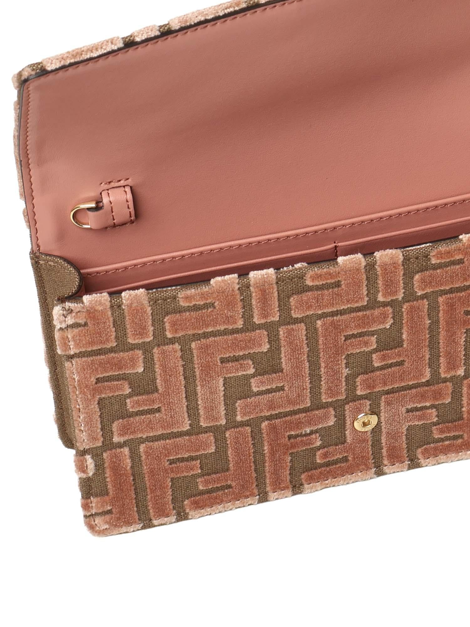 Portafoglio con catena Baguette 8M0498 AT14F13VM FENDI