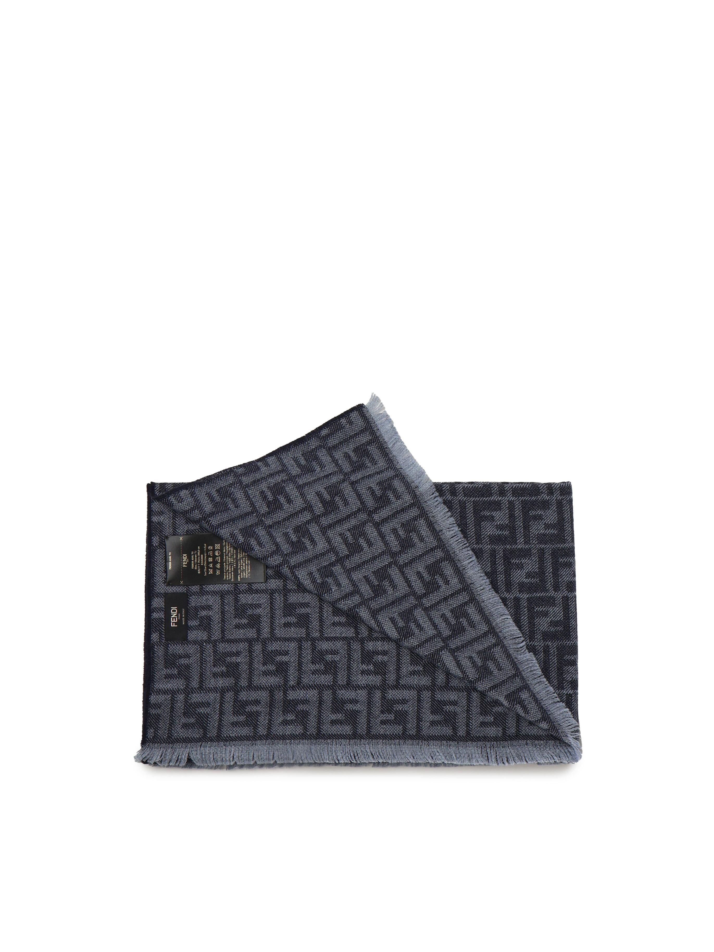 Sciarpa in maglia con motivo FF all-over FXS830 AS6LF1Q3B FENDI