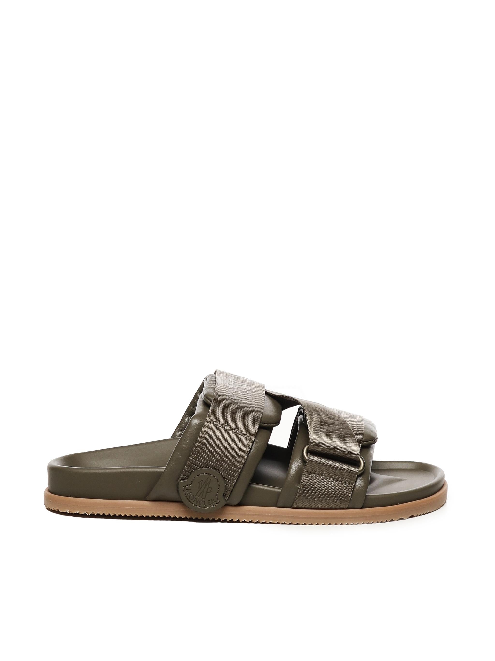 Slide Mon in nappa K109A4L00010 M502781N MONCLER