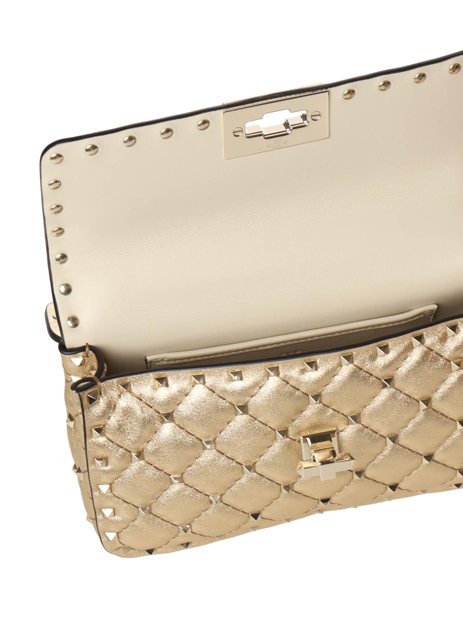 Borsa Rockstud Spike in nappa laminata 7W2B0123 IEWCES VALENTINO GARAVANI
