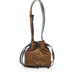 Borsa secchiello a tracolla piccola in suede leopardato 104303 A32AM35Q PINKO