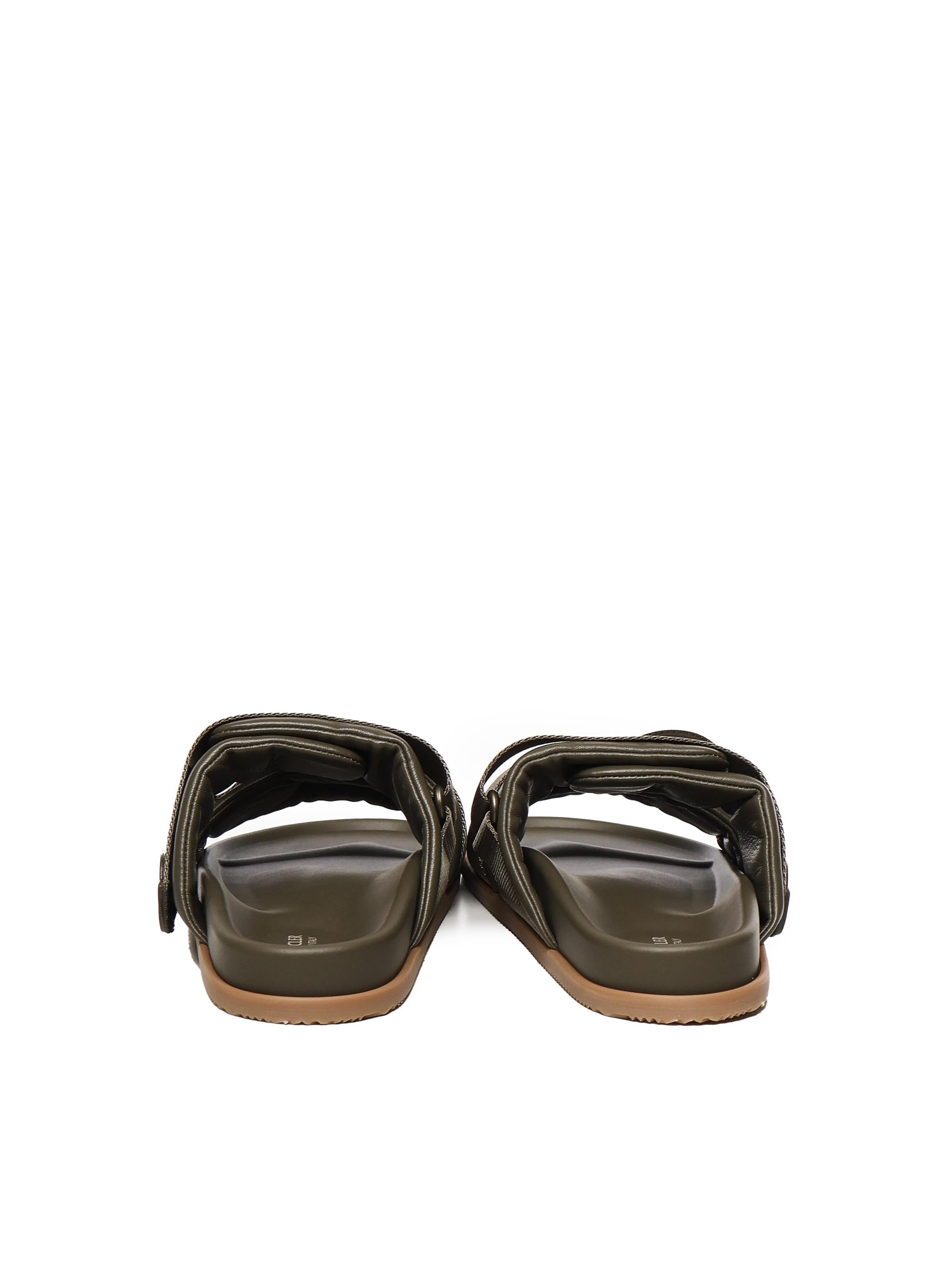 Slide Mon in nappa K109A4L00010 M502781N MONCLER