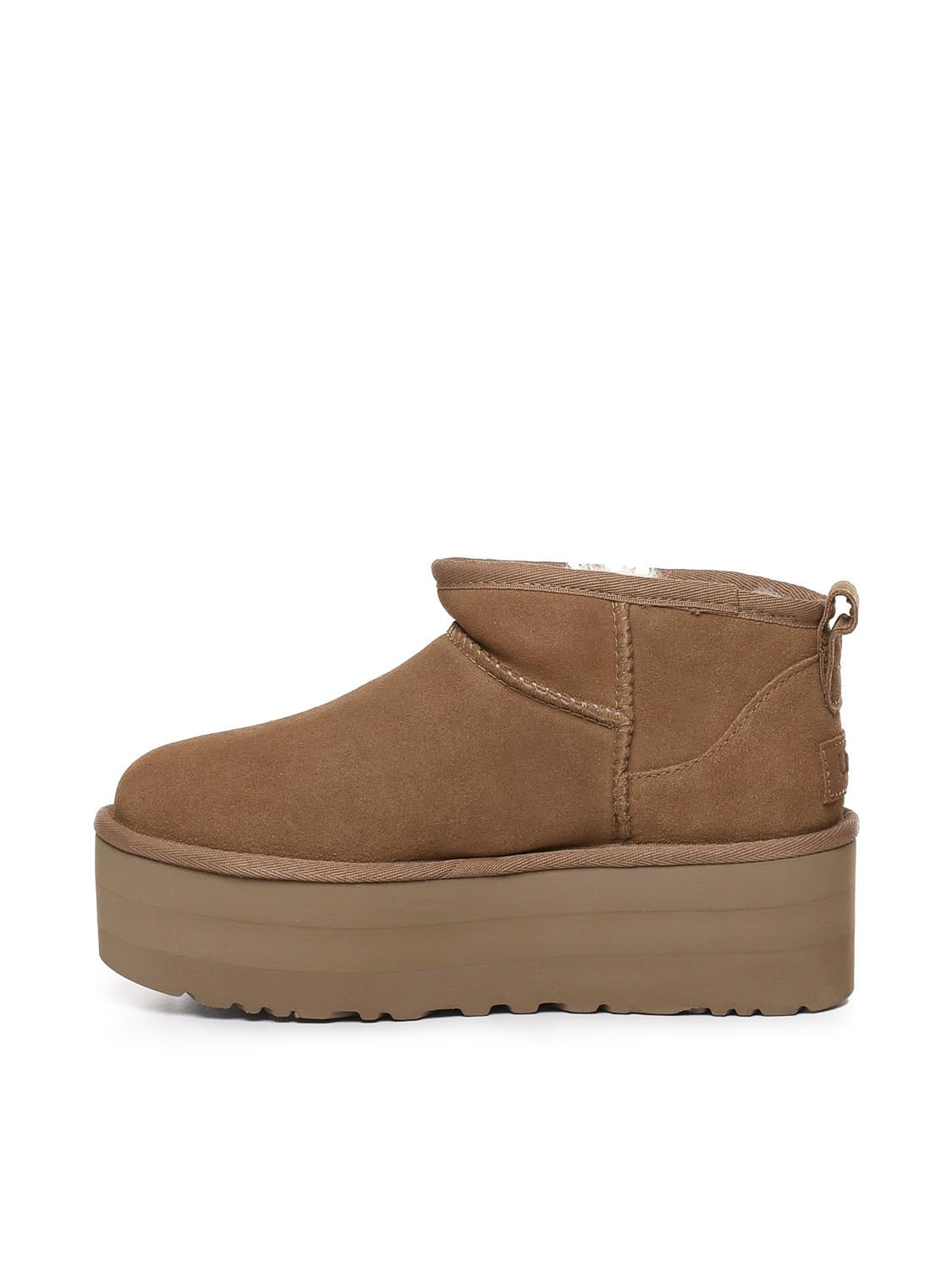 Stivali Classic Ultra Mini con plateau 1135092 CHE UGG