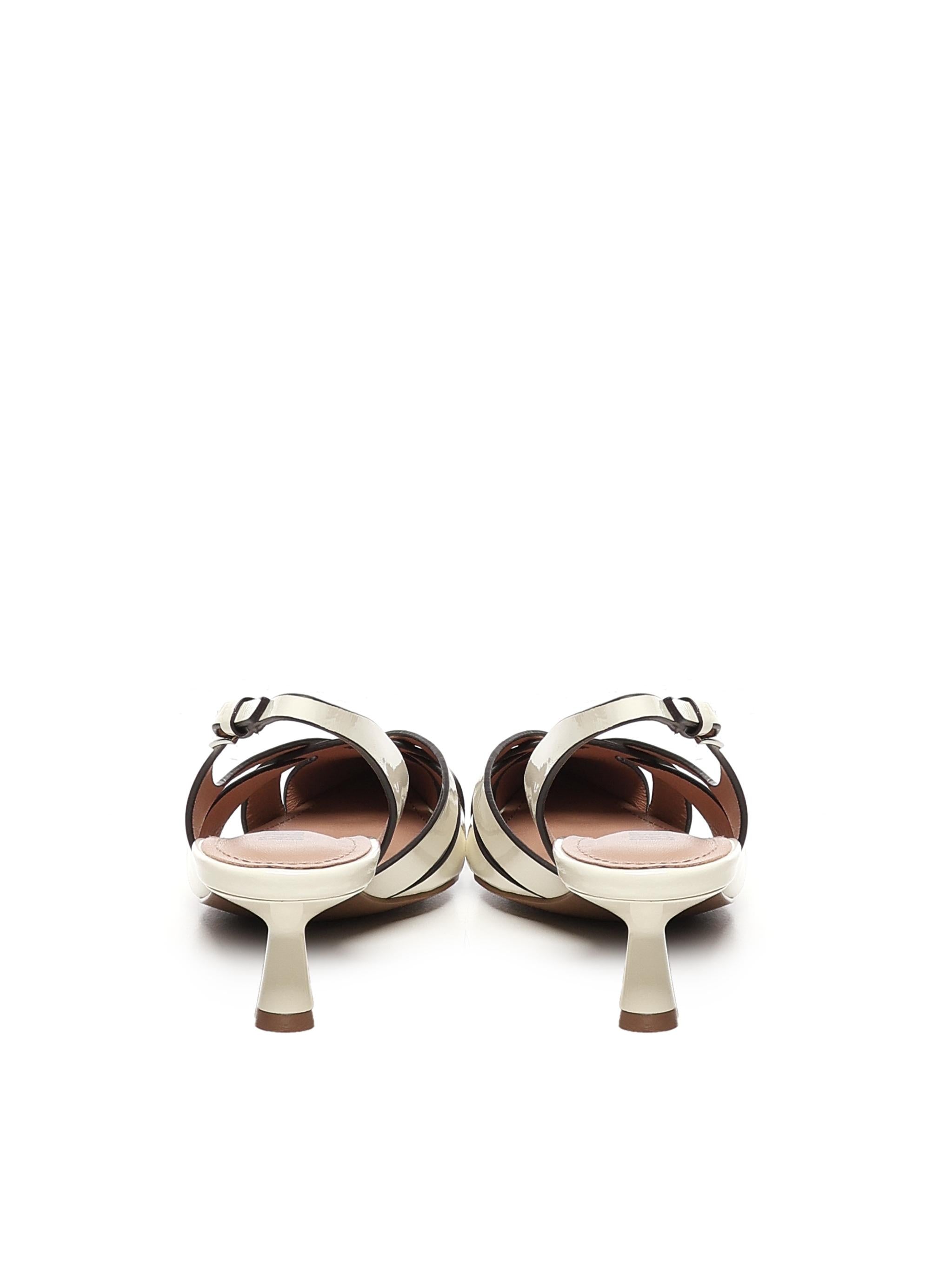 Pumps Nolia in vernice 632Z21VK 02 BIBI LOU