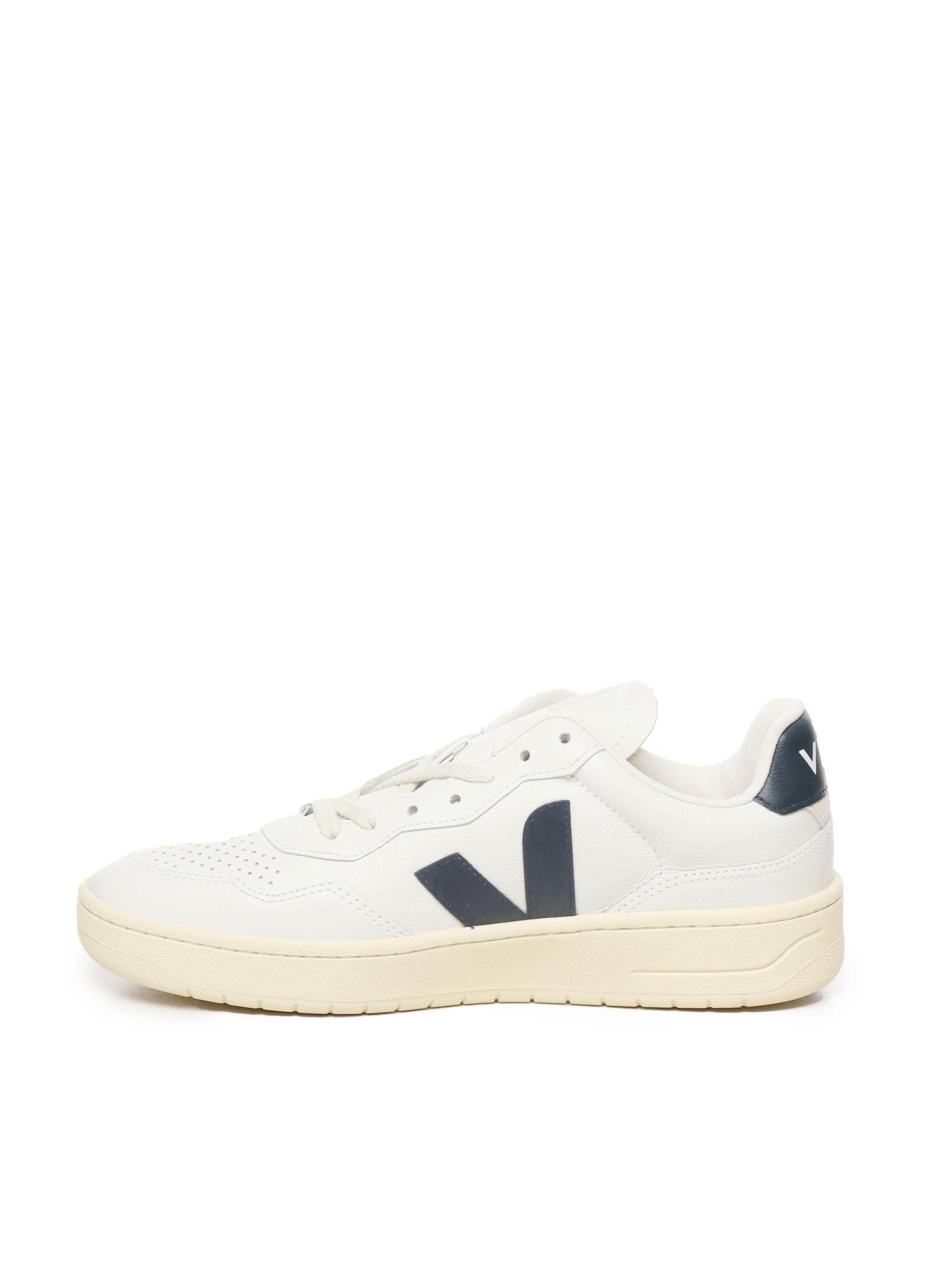 Sneakers V-90 VD2003656 VEJA