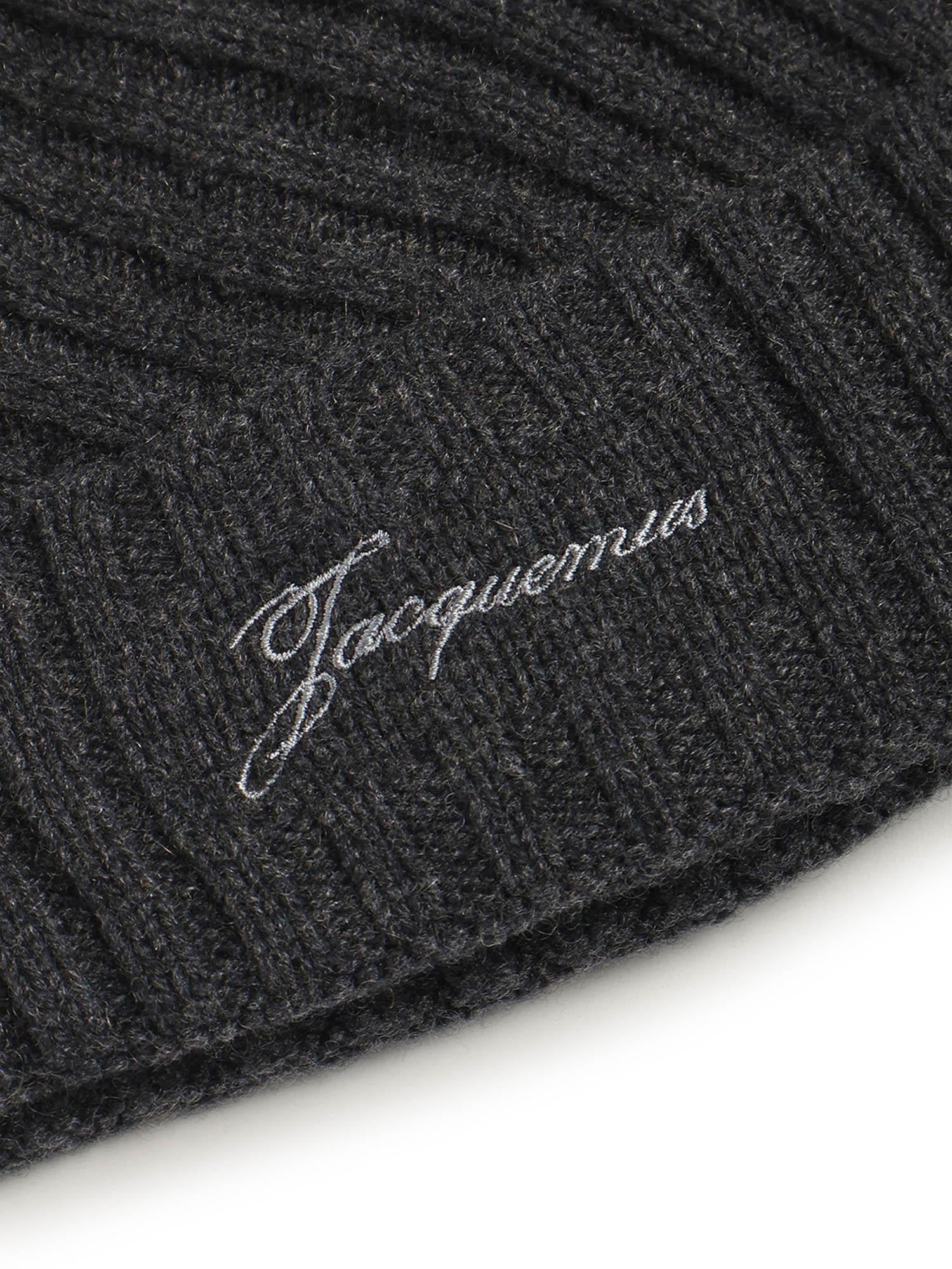 Berretto "Le Bonnet Tourni" in cashmere e lana 25HACU00767AK00287 970 JACQUEMUS