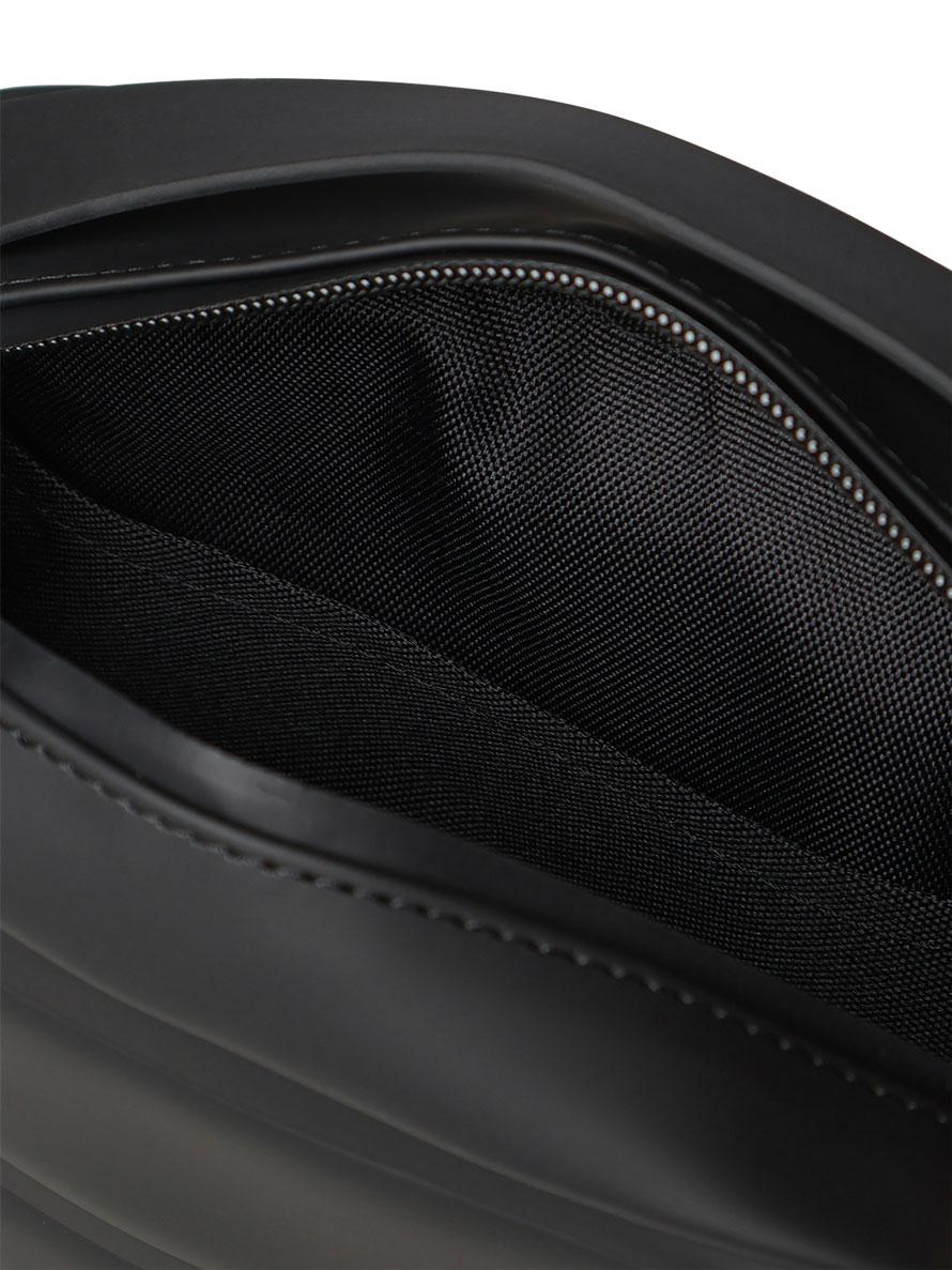 Shield Box Bag 14950 BLA RAINS