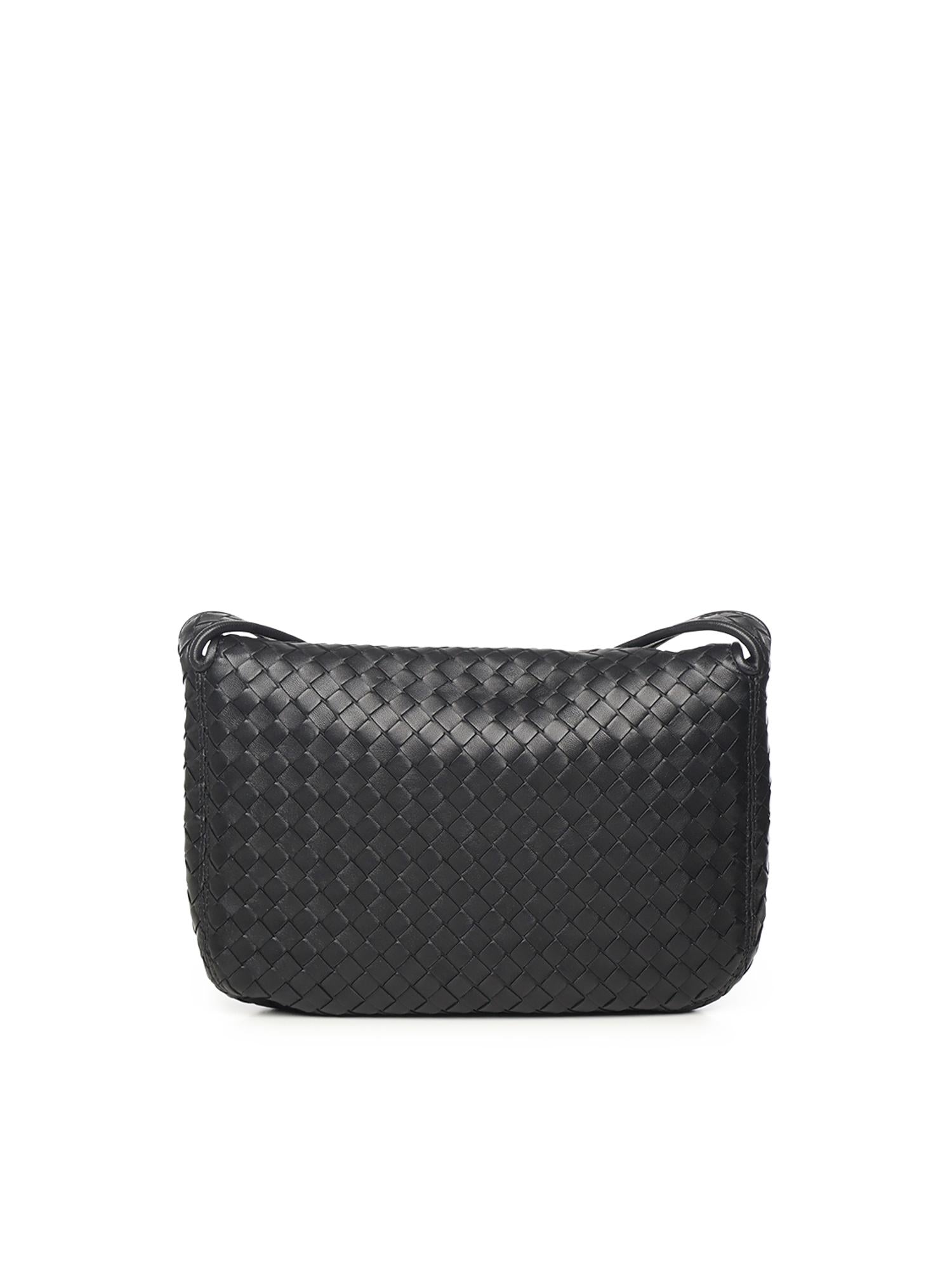 Borsa Messenger Veneto con patta 843836 V5KD08803 BOTTEGA VENETA