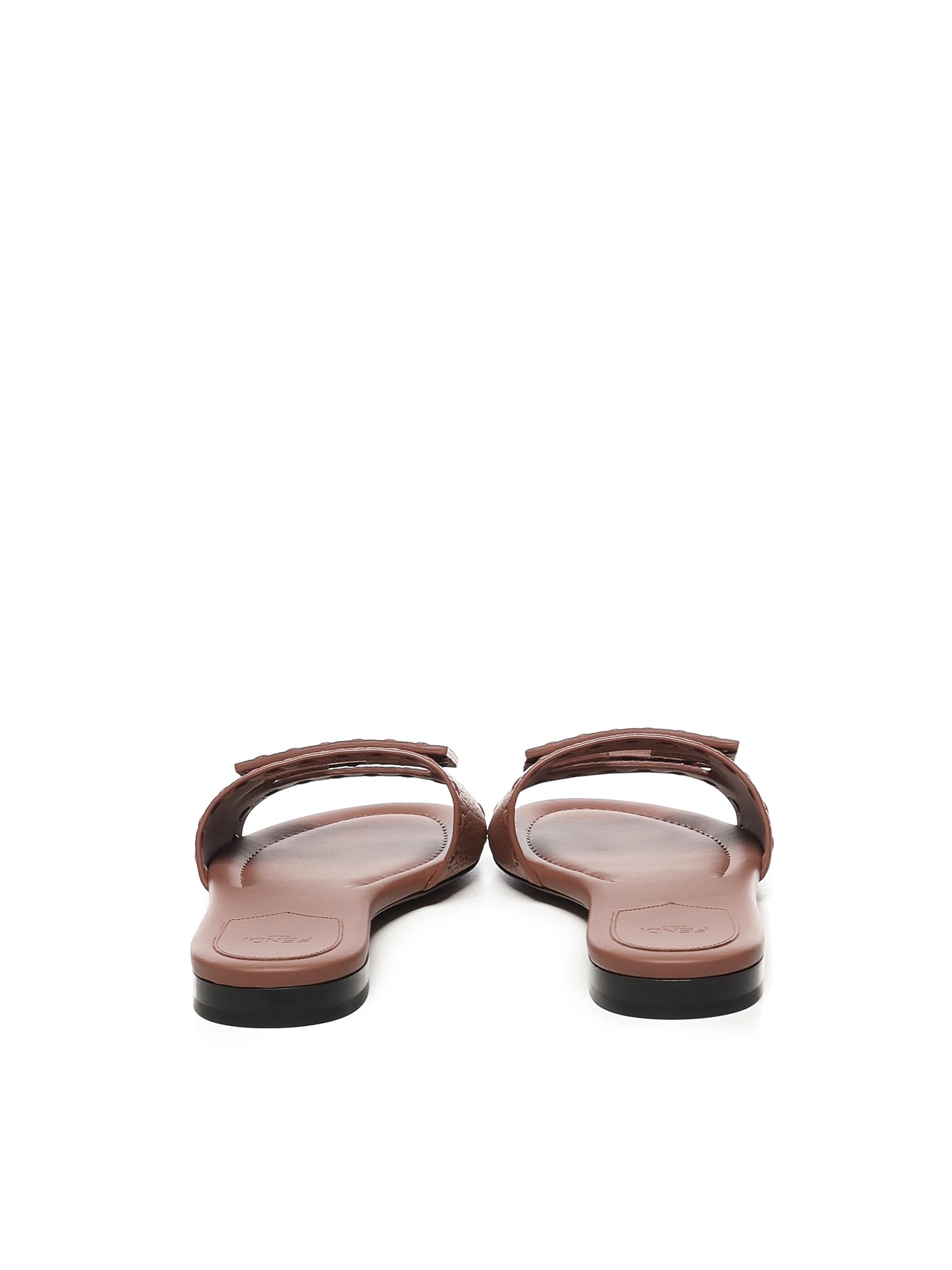 Slides Baguette in pelle 8R8136 AQY2F1STQ FENDI