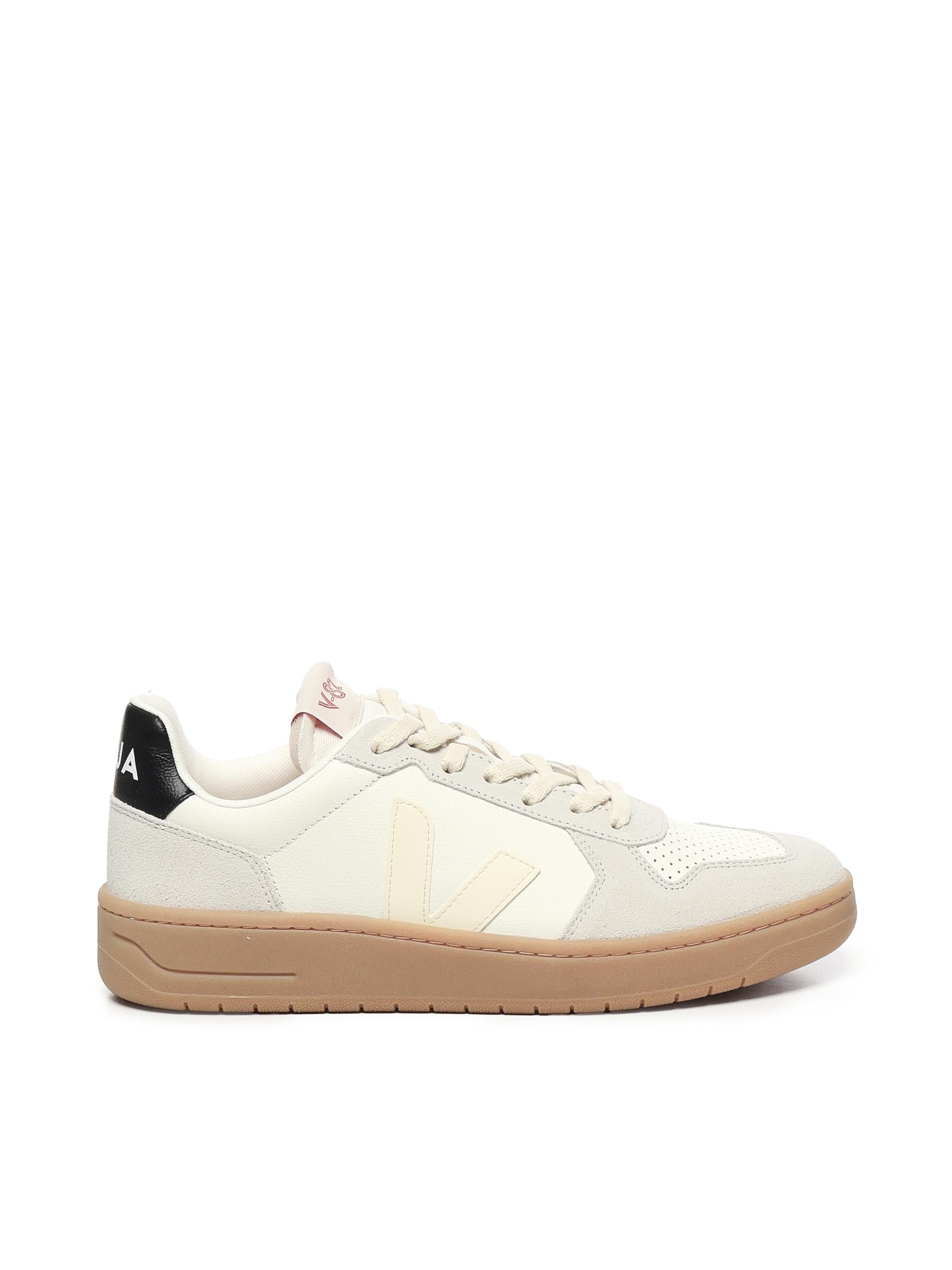 Sneakers V-82 VE3320759 VEJA