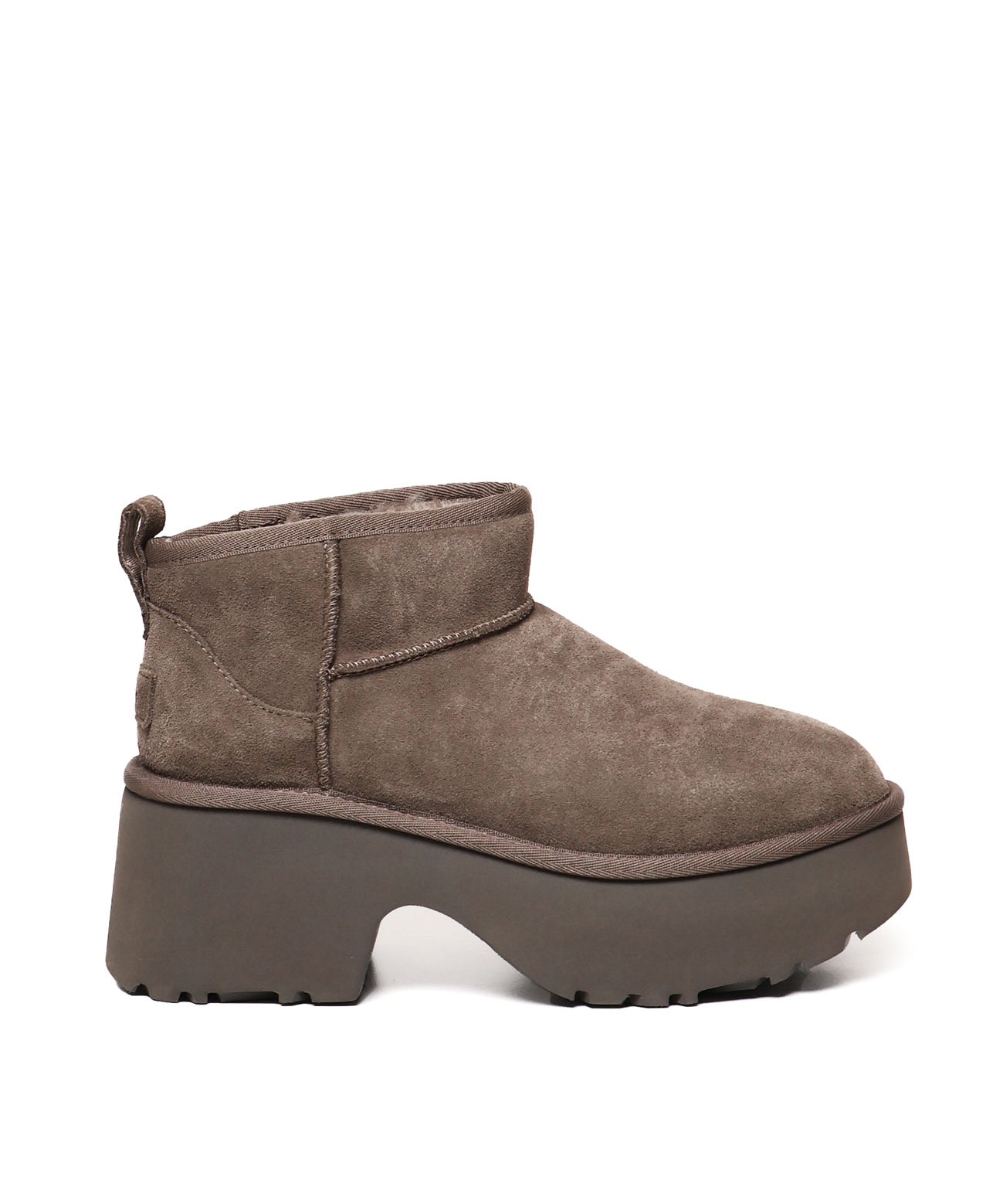 Ultra mini new heights boots in suede 1158311 HCK UGG 