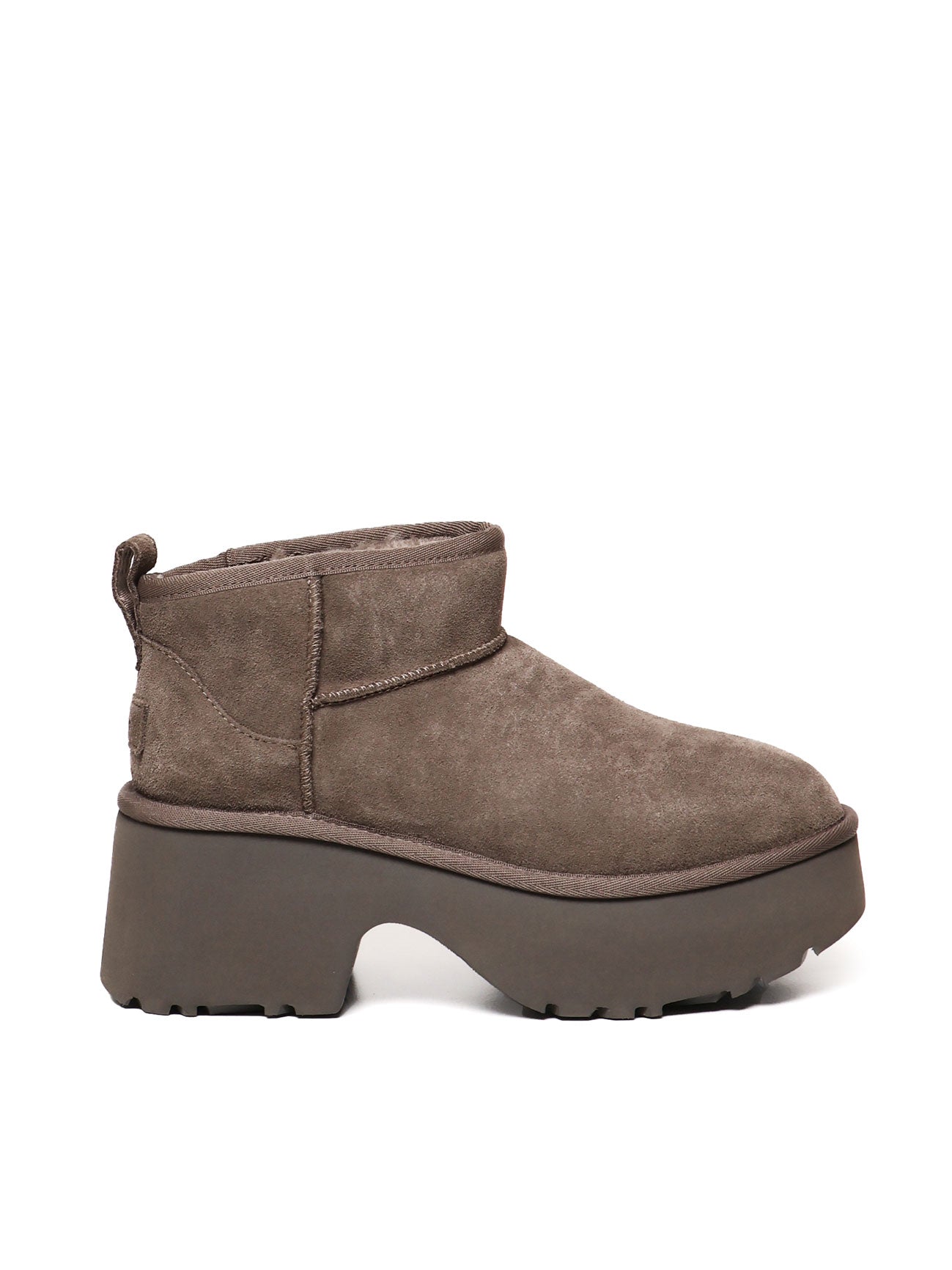 Ultra mini new heights boots in suede 1158311 HCK UGG 