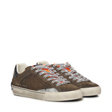 Sneakers Deconstructed 11030AA8 MILITARY CRIME LONDON 