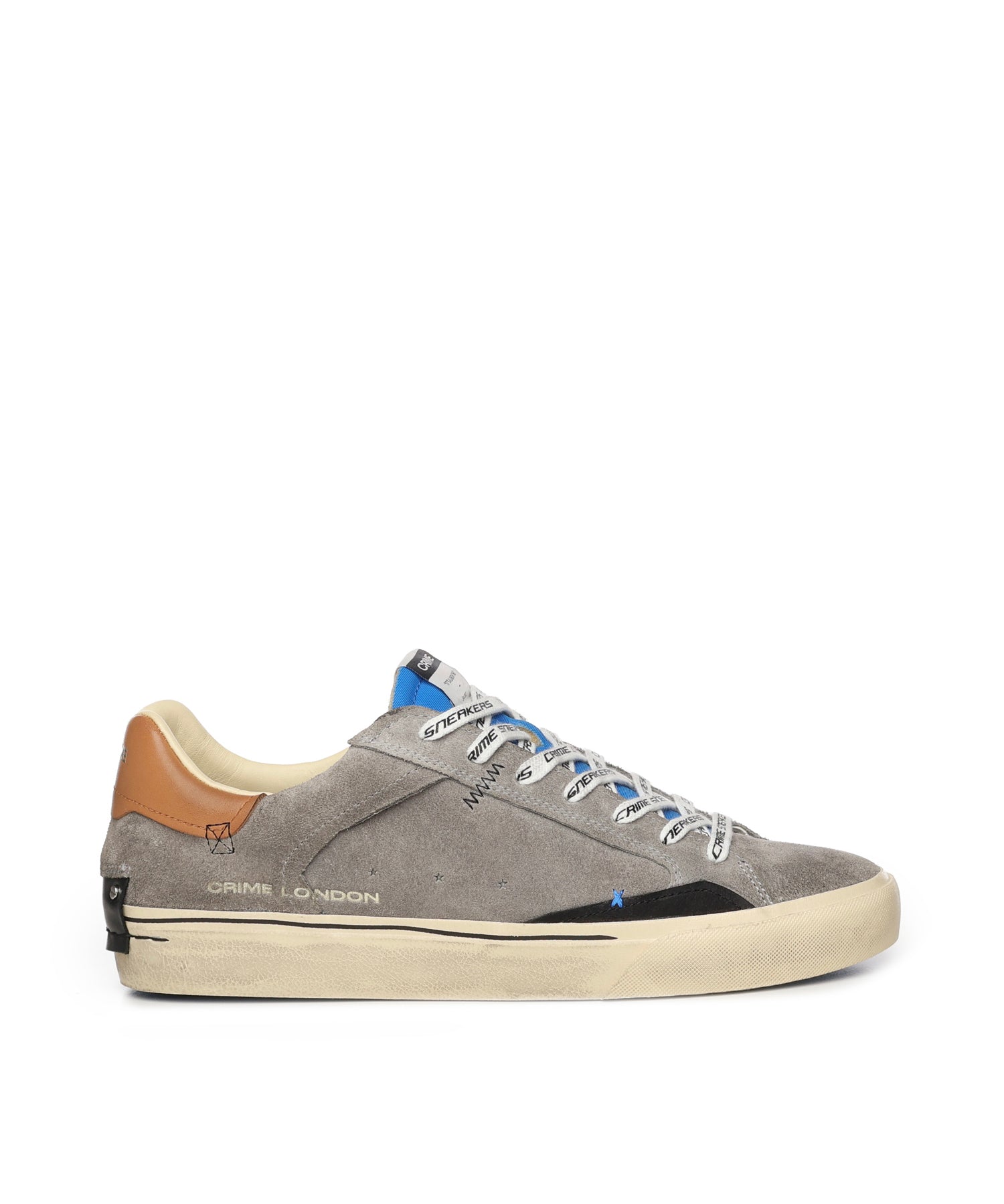 Sneakers Deconstructed 11032AA8 WHITE CRIME LONDON 