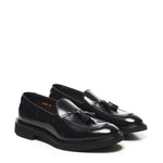 Mocassino con nappine in pelle DU3339VEROUF007 NN00 DOUCAL'S 