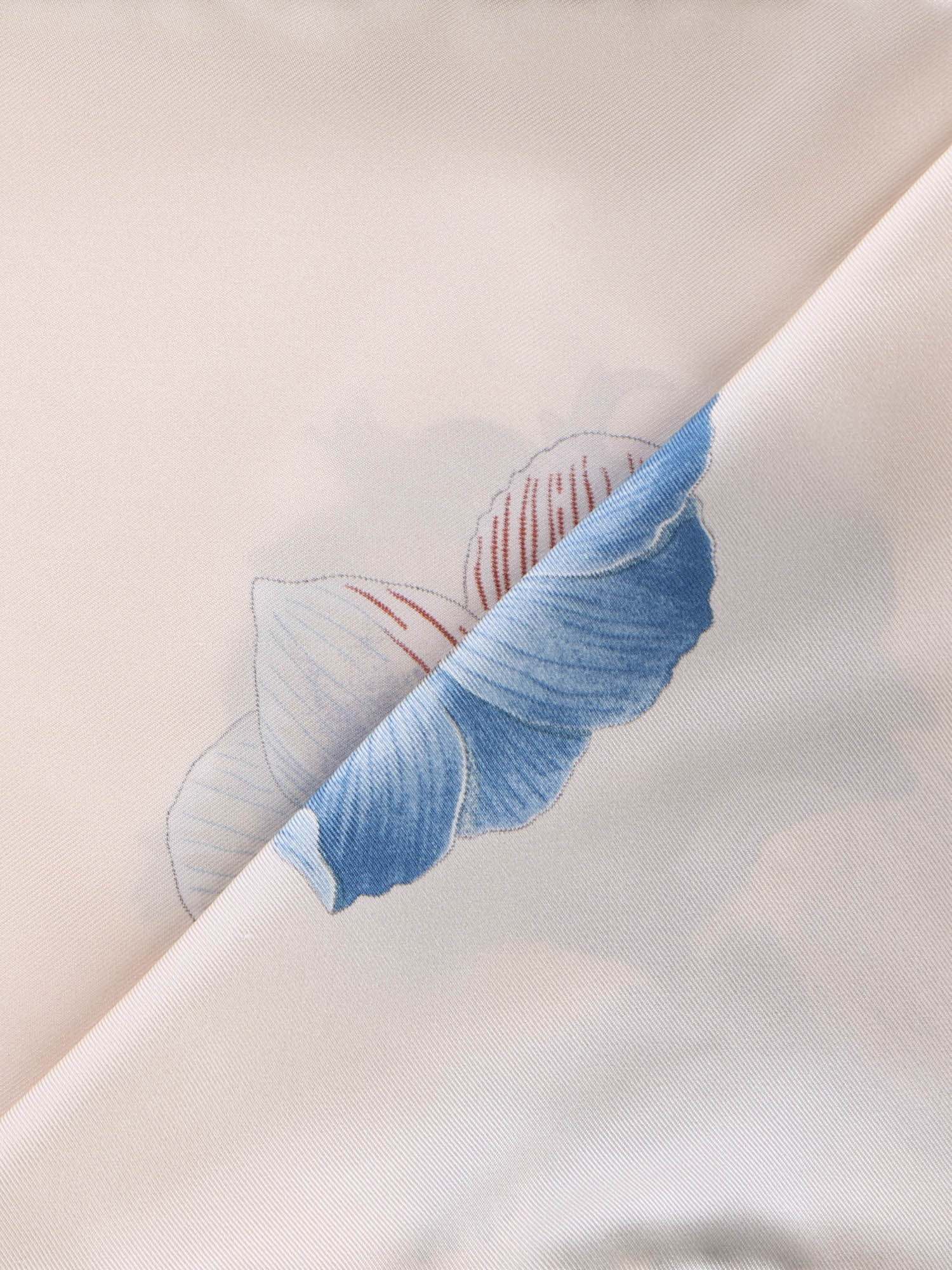 Foulard in seta stampa Anemone 310175 786601005 FERRAGAMO 