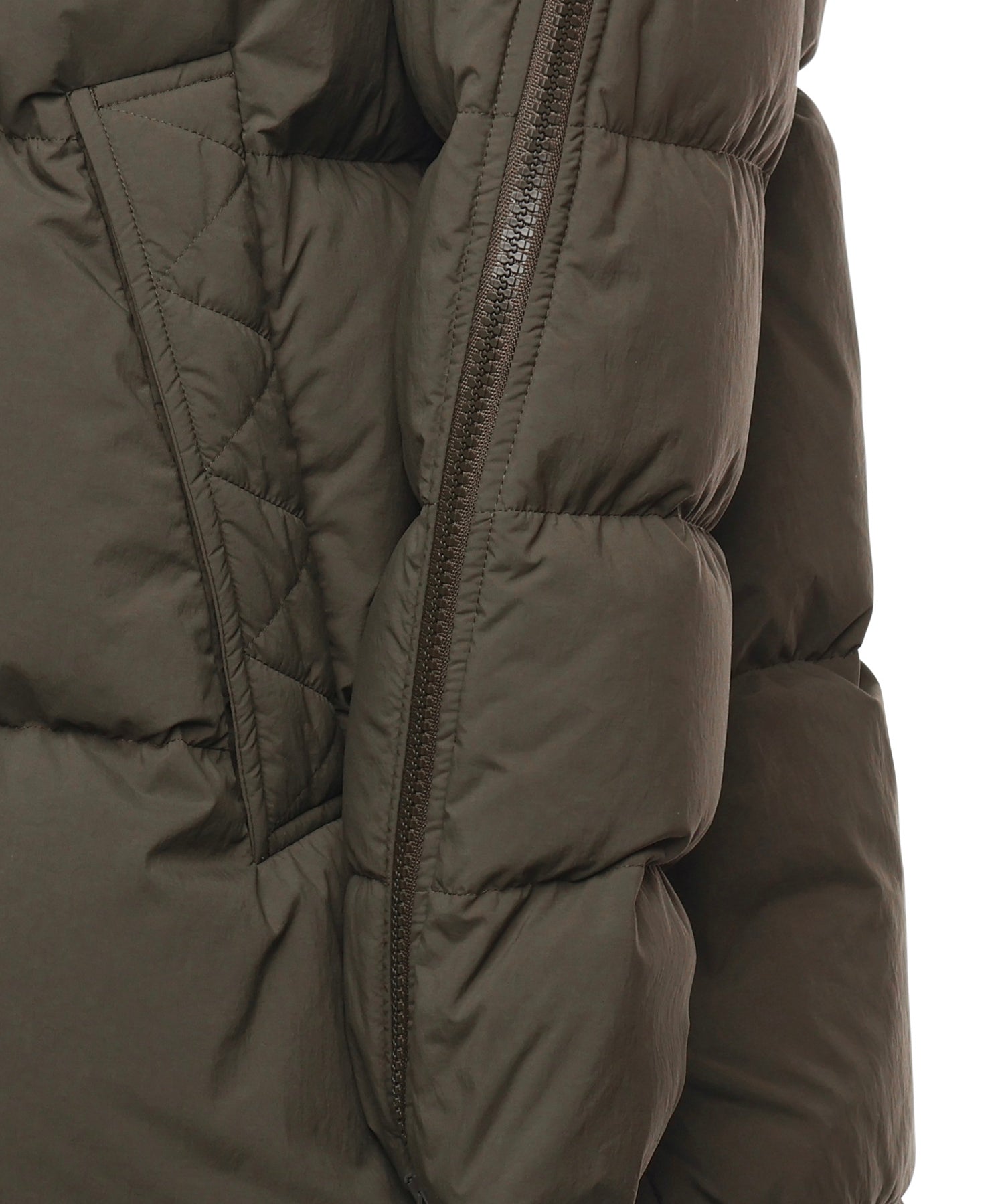 Piumino con cappuccio in nylon PI002097D 126267740 HERNO 