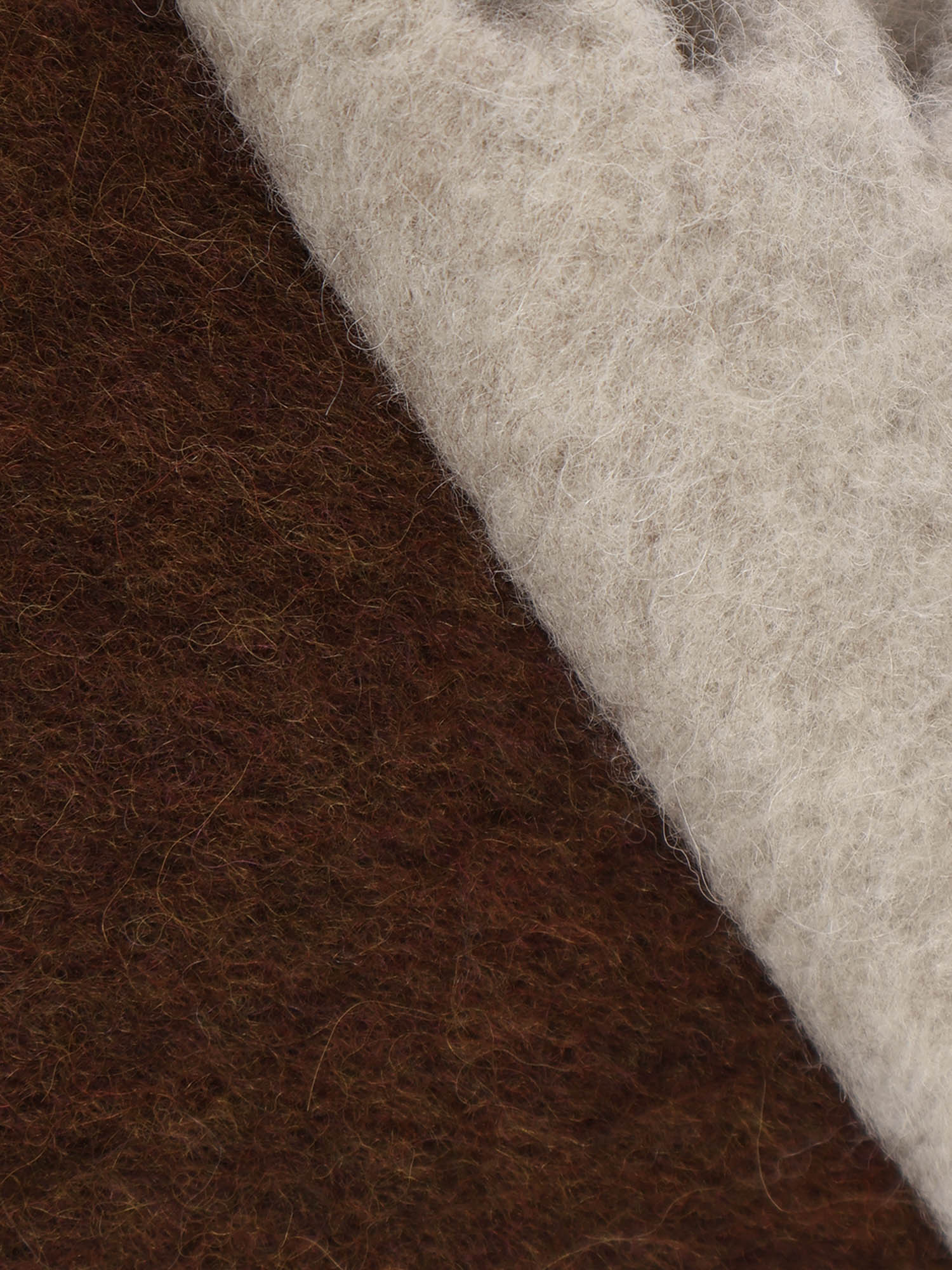 Sciarpa in misto lana e alpaca FSA7SS1W01 1225 LOEWE 
