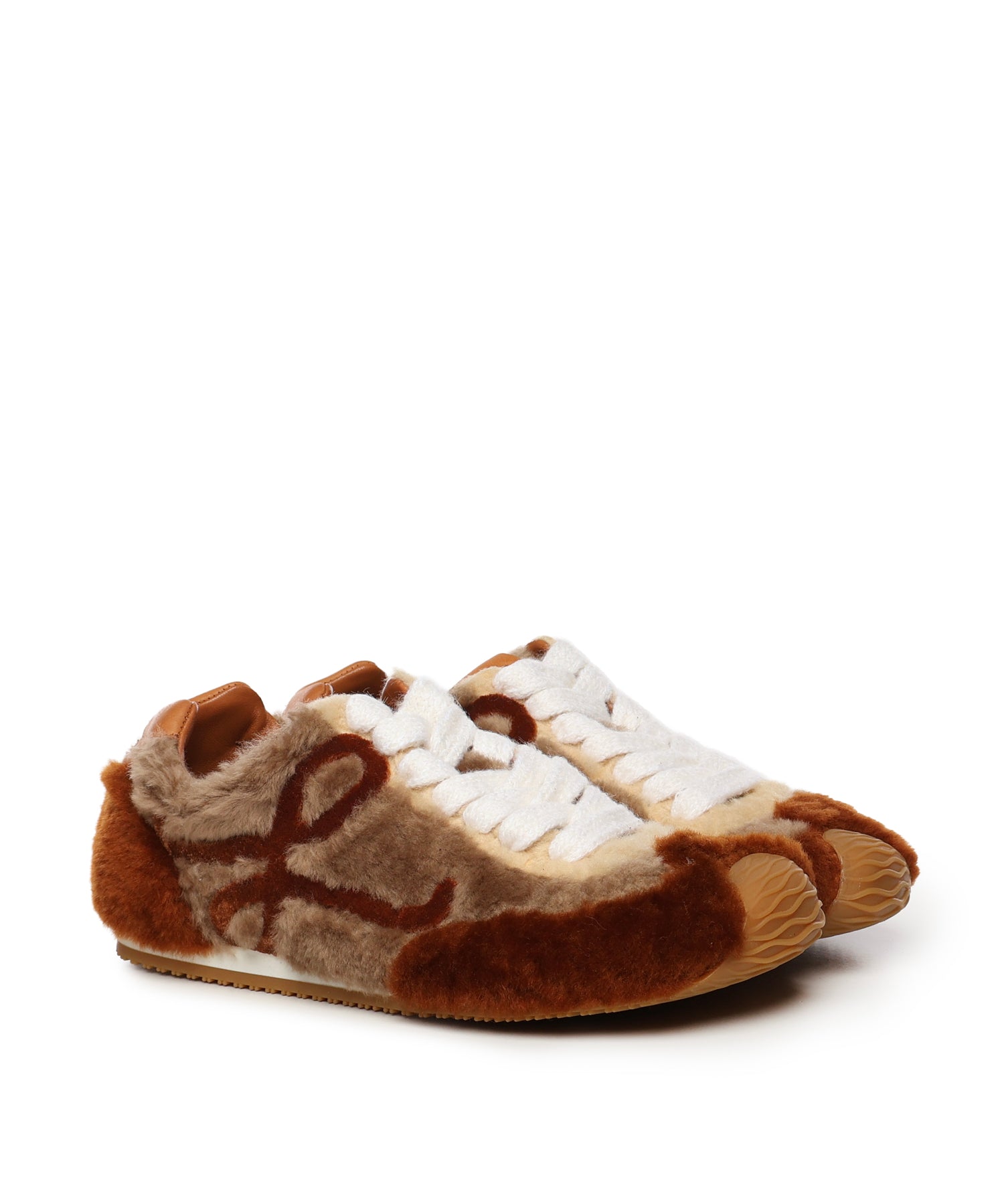 Sneaker Ballet Runner 2.0 in shearling L814282X73 8892 LOEWE 