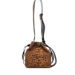 Borsa secchiello a tracolla piccola in suede leopardato 104303 A32AM35Q PINKO 