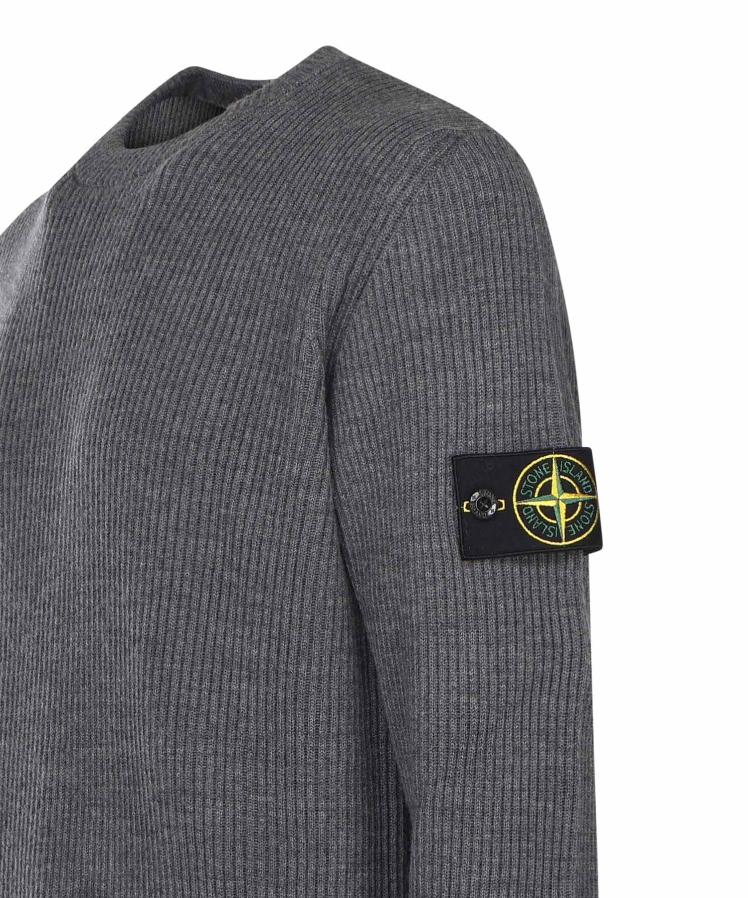 Maglione con bordi a costine K2S155100053 S00C2V0M67 STONE ISLAND 