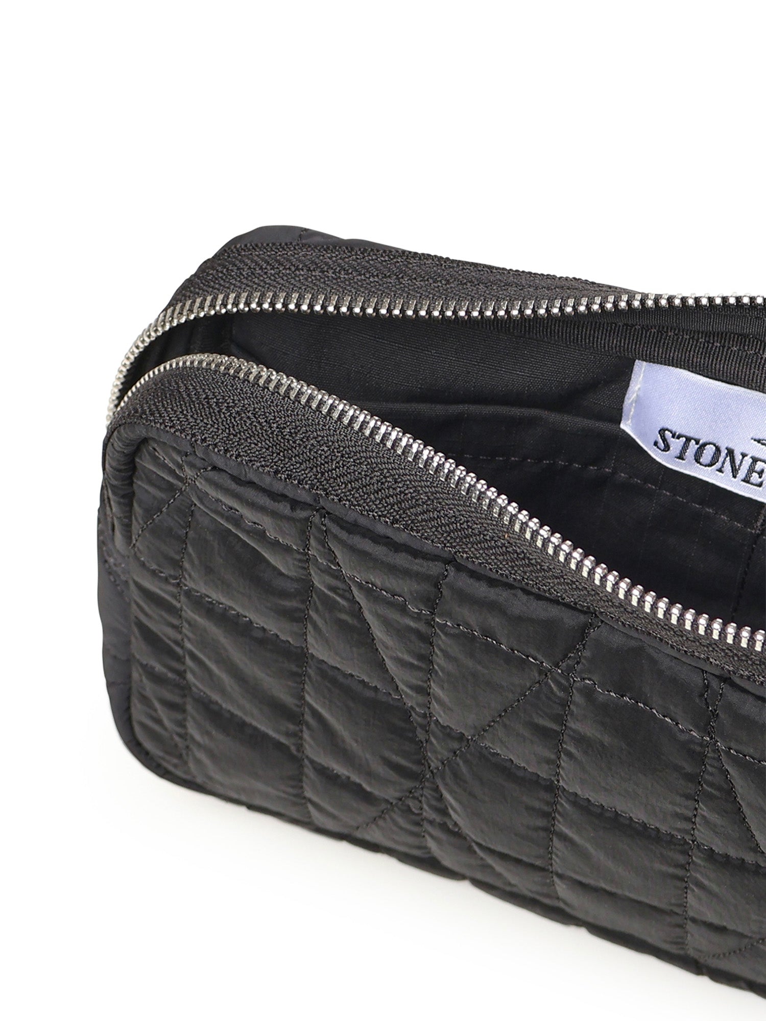 Pochette in nylon metal con logo K2S159200017 S0255V0029 STONE ISLAND 