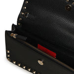 Portafoglio con catena Rockstud in vitello granato 7W2P0S61 VSH0NO VALENTINO GARAVANI 