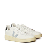 Sneakers V-90<BR/> VD2020910  VEJA 