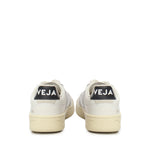 Sneakers V-90<BR/> VD2020910  VEJA 