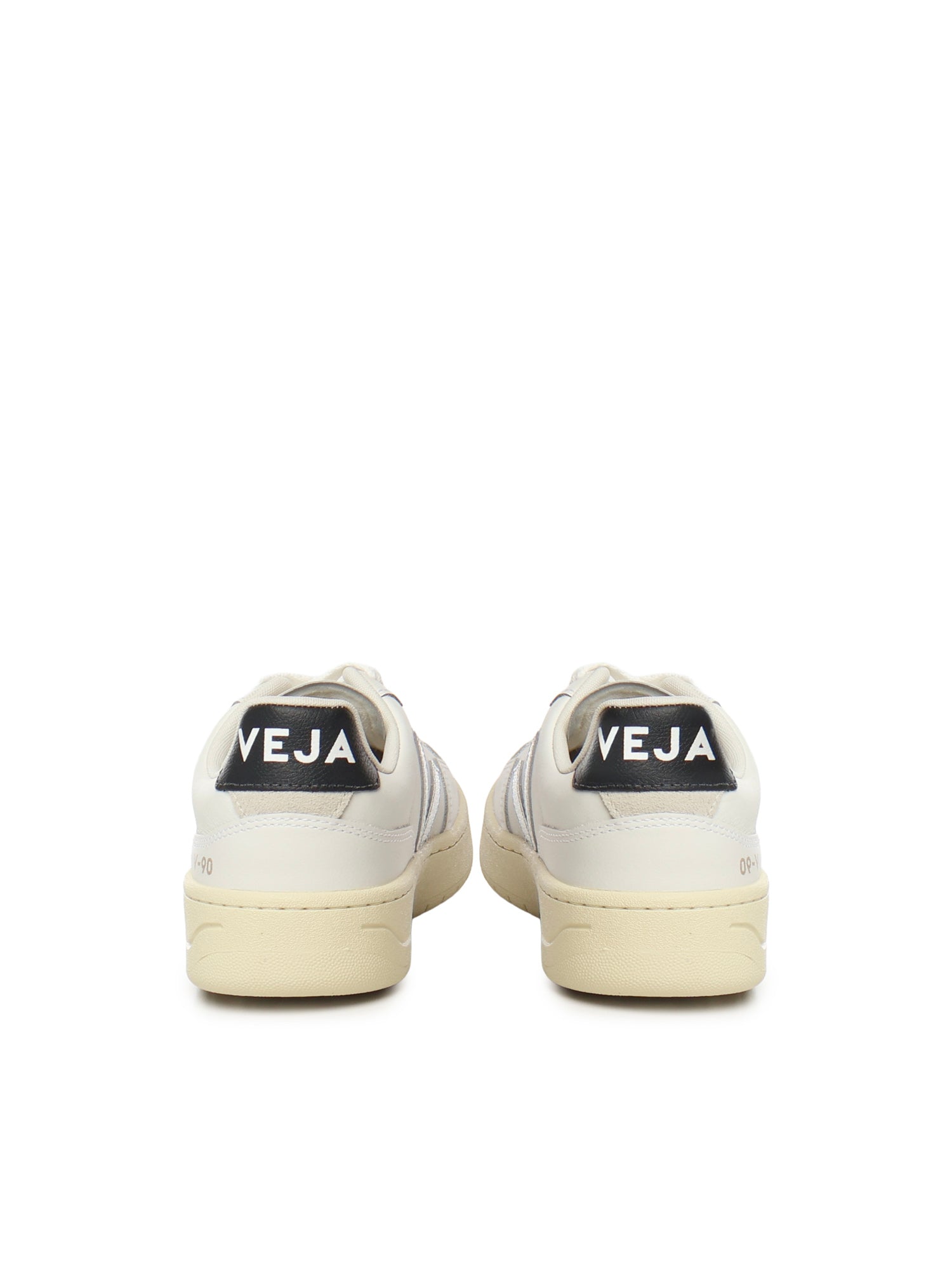 Sneakers V-90<BR/> VD2020910  VEJA 