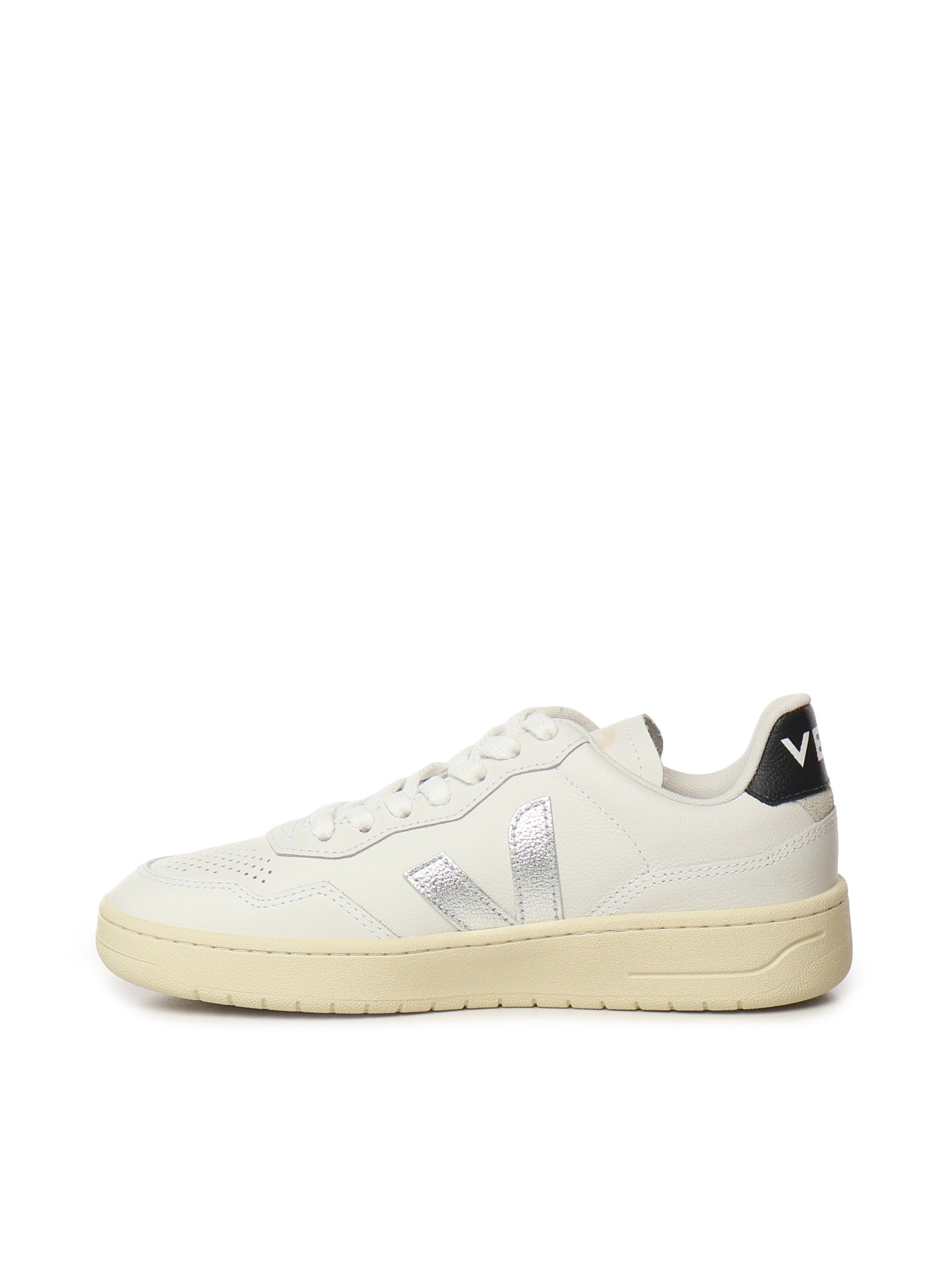 Sneakers V-90<BR/> VD2020910  VEJA 