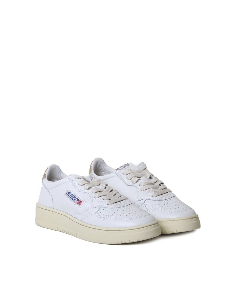 Sneakers Medalist low in pelle<BR/> AULW LL06 AUTRY 