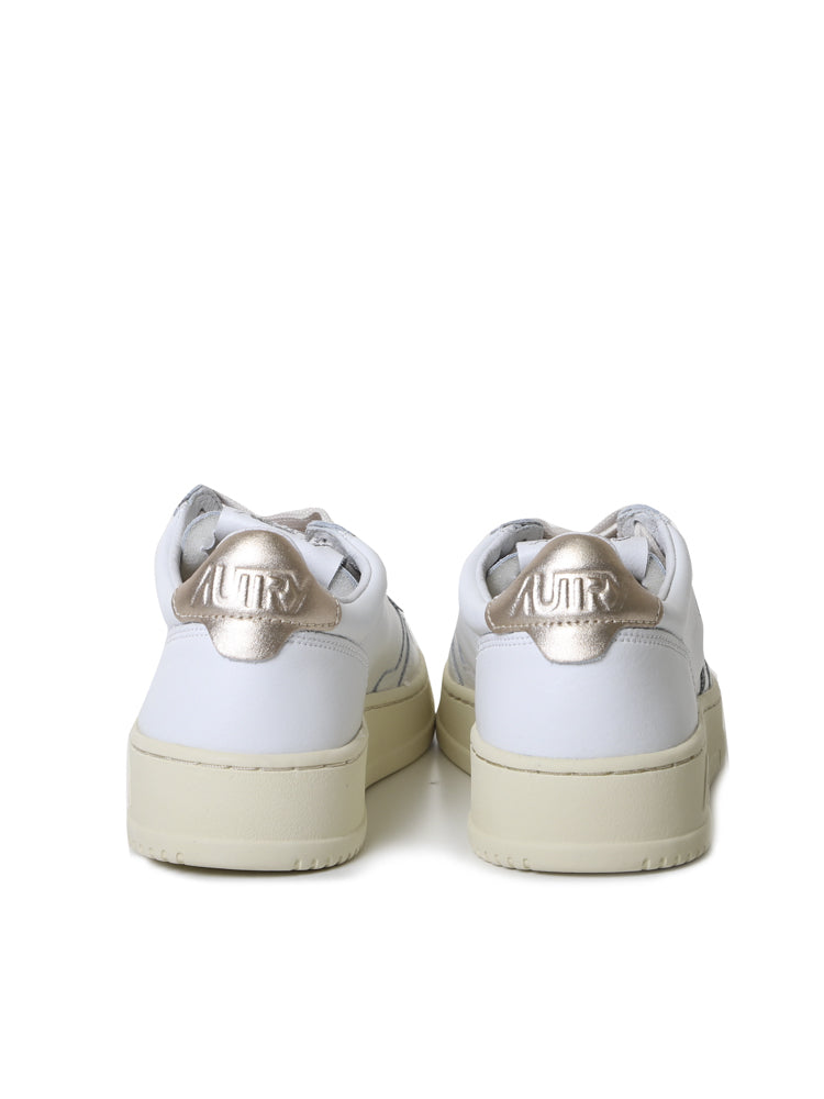 Sneakers Medalist low in pelle<BR/> AULW LL06 AUTRY 