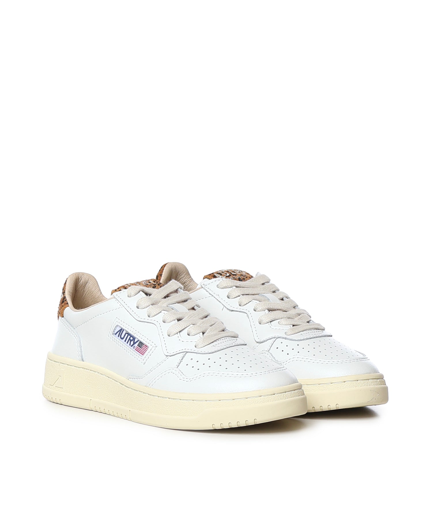 Sneaker Medalist low in pelle AULW HJ02 AUTRY 