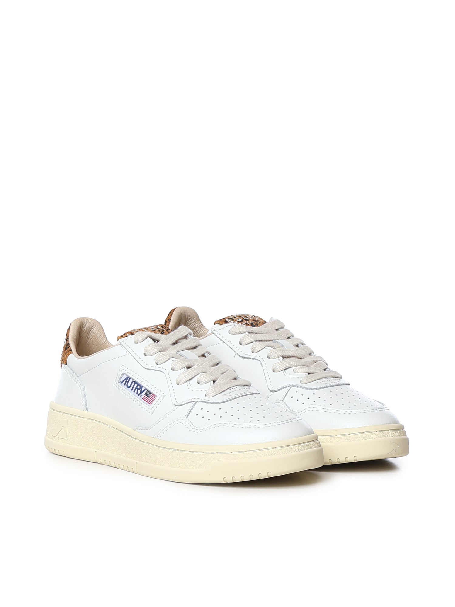 Sneaker Medalist low in pelle AULW HJ02 AUTRY 