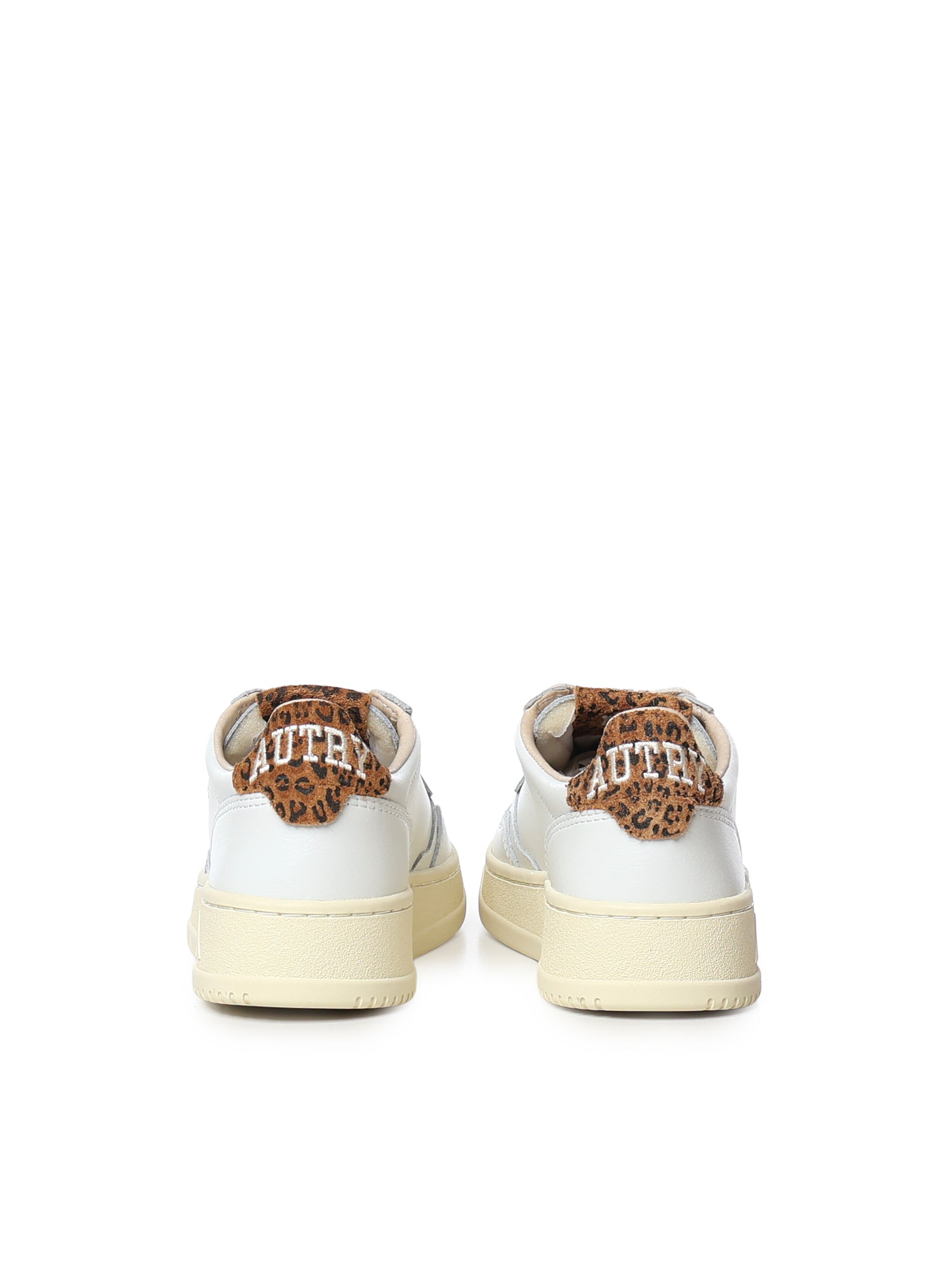 Sneaker Medalist low in pelle AULW HJ02 AUTRY 