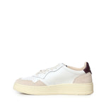 Sneaker Medalist low in pelle e suede<BR/> AULW LS18 AUTRY 