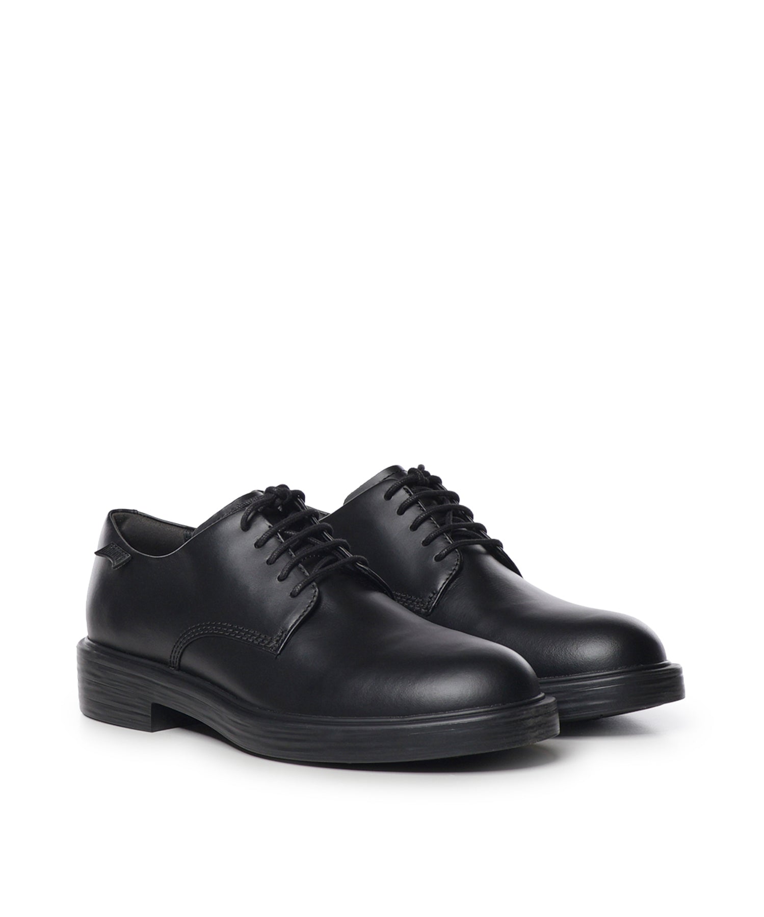 Stringate in pelle K100979 001 CAMPER 