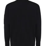 Pullover in lana merino con logo 21CMKN069A 005528A999 C.P. COMPANY 