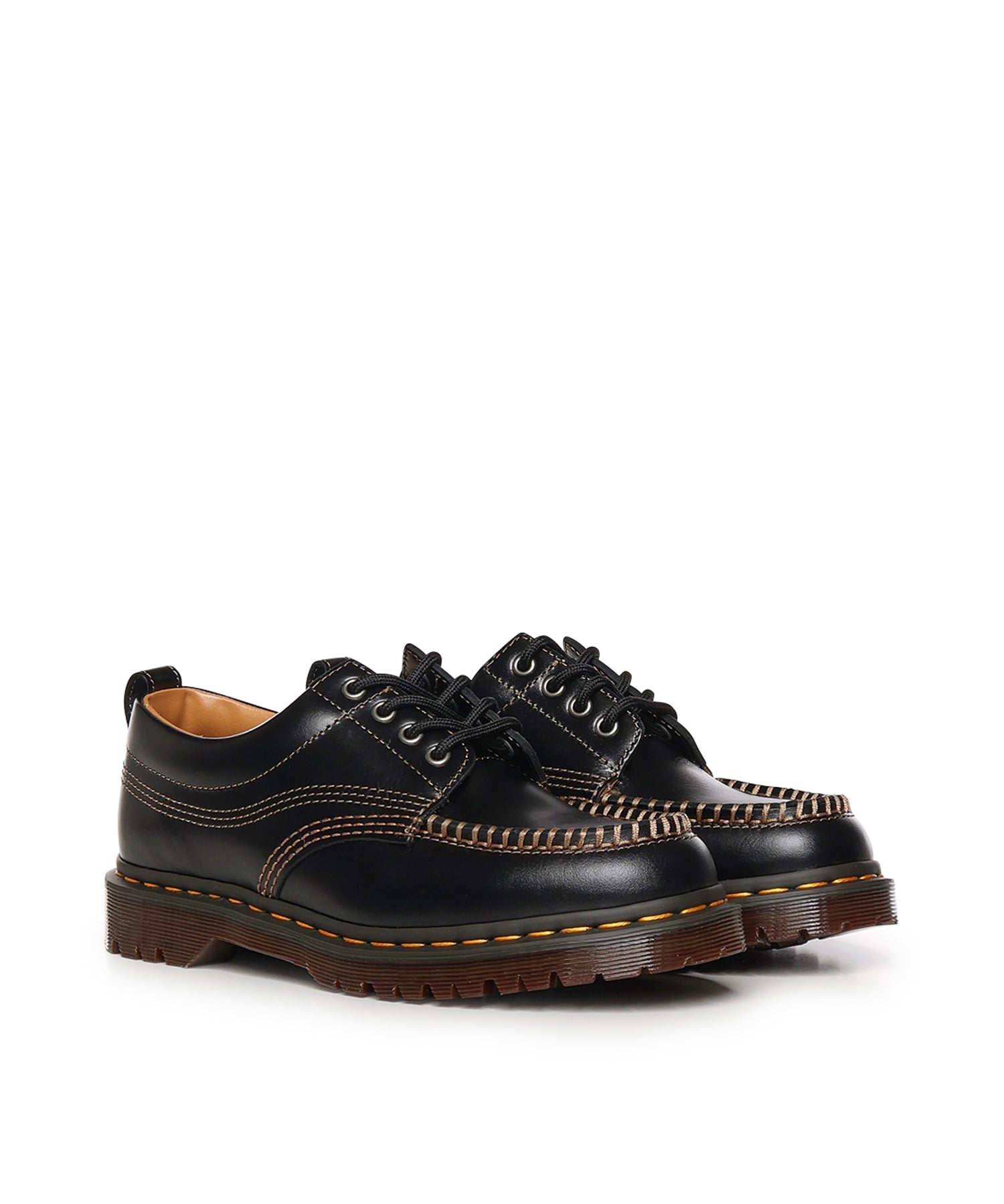 Stringate Lowell Moc Toe in pelle 31816001  DR. MARTENS 