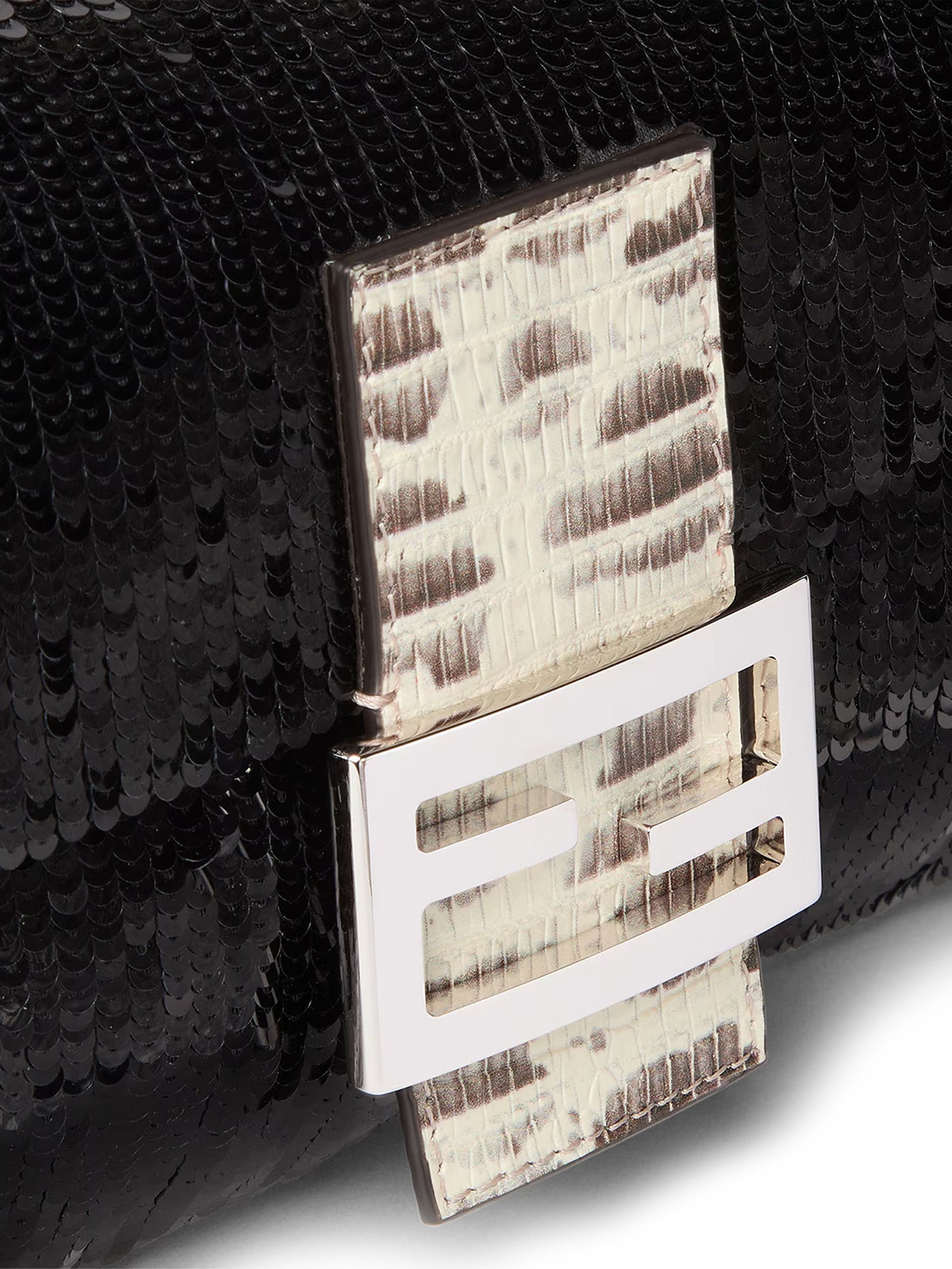 Borsa Baguette® 26424 in organza e paillettes 8BR850 B20LF1XR1 FENDI 