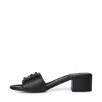 Slide Baguette in pelle 8R8862 AQY2F0QA1 FENDI 