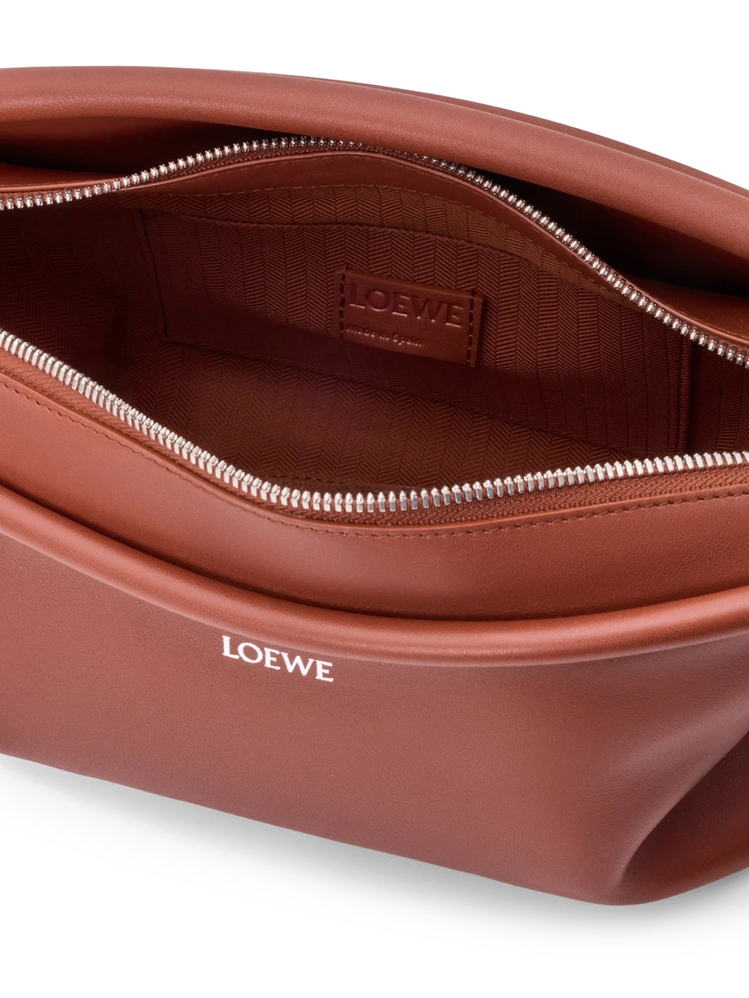 Borsa Whisker piccola in pelle di vitello smaltata ATBBTBBX01 3200 LOEWE 
