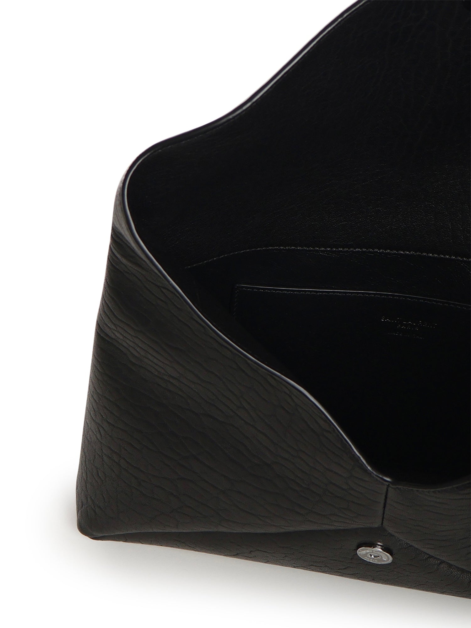 Pochette Envelope grande Cassandre in pelle di agnello martellata 778181 AACIA1000 SAINT LAURENT 
