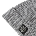 Beanie in maglia a costine con patch logo L2S15N100012 S00B4V0M60 STONE ISLAND 