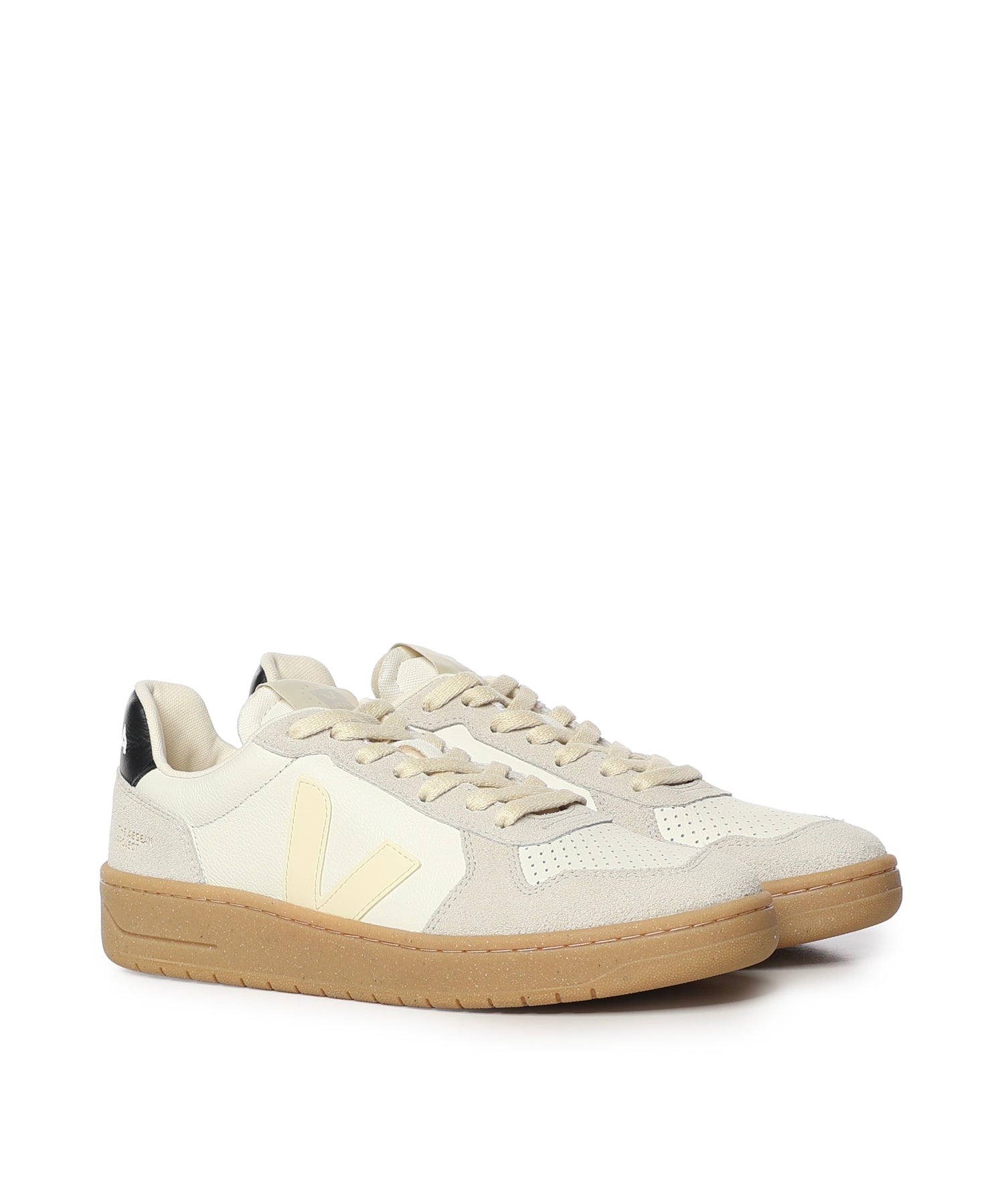 Sneaker V-82 VE3320942  VEJA 