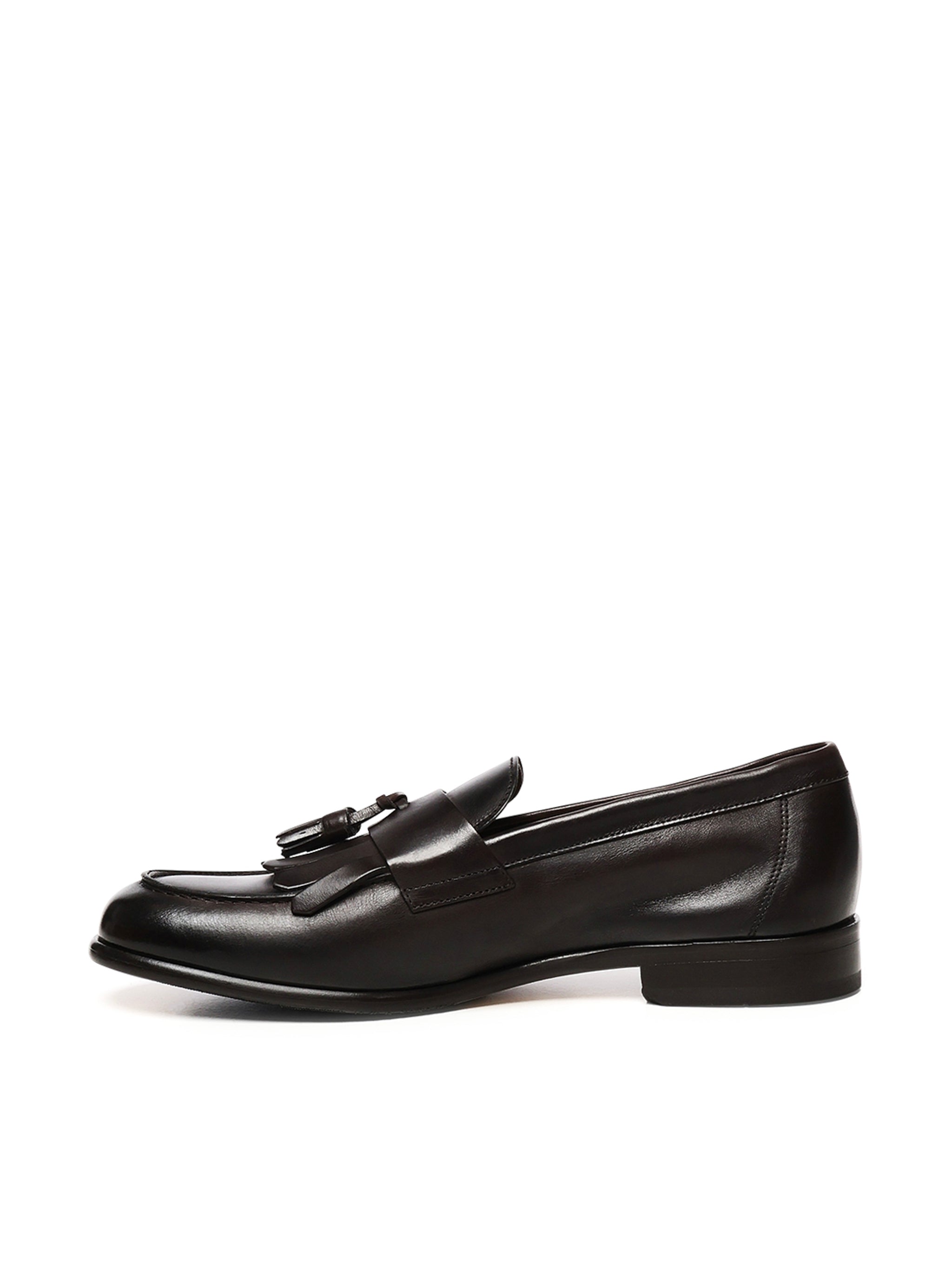 Mocassino con nappine e frangia in pelle DU3399STRAUY188 TM00 DOUCAL'S 